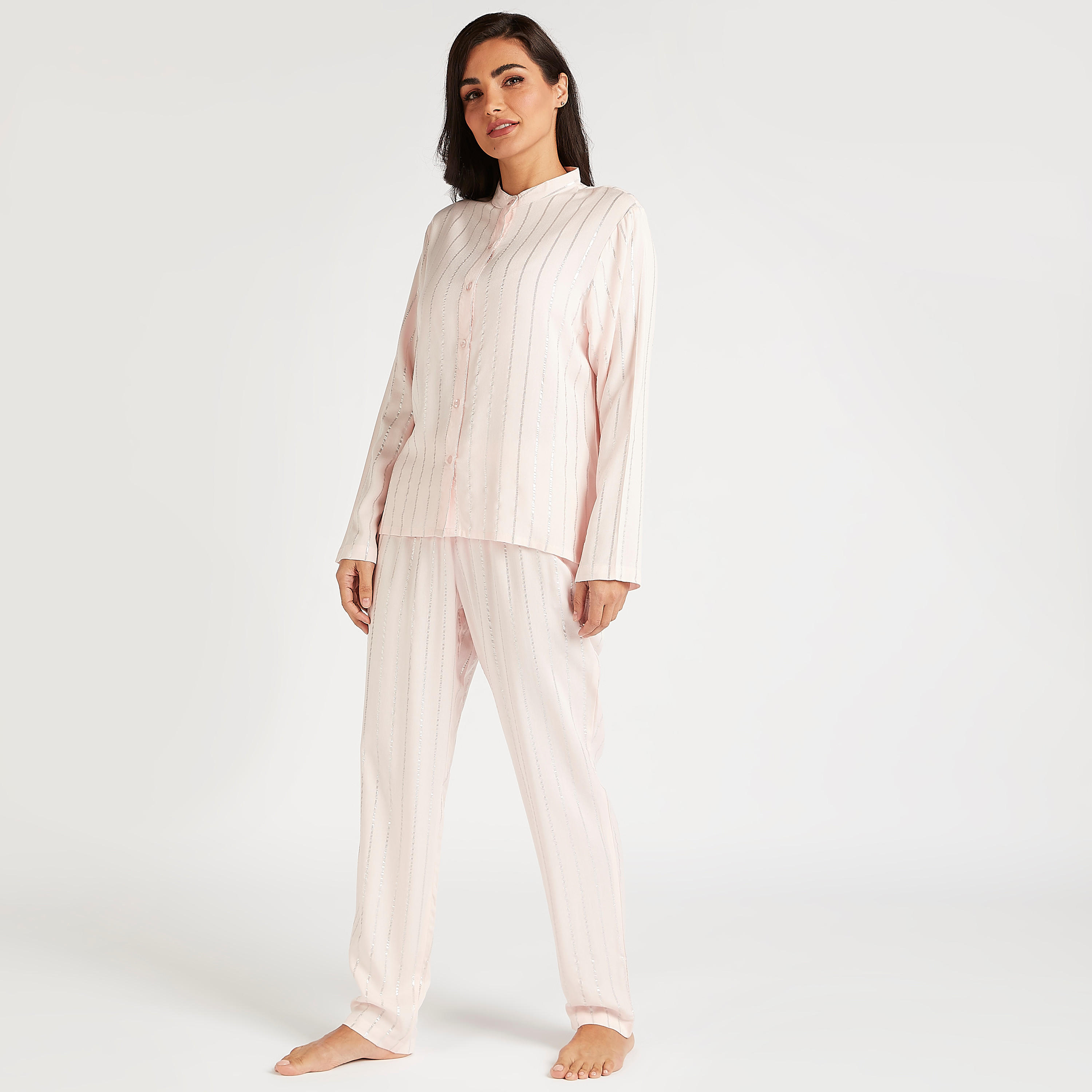 طقم من بنطلون بيجاما طويل وقميص مقلّم بأكمام طويلة-women-clothing-nightwear-pyjamas-longsets-image-2