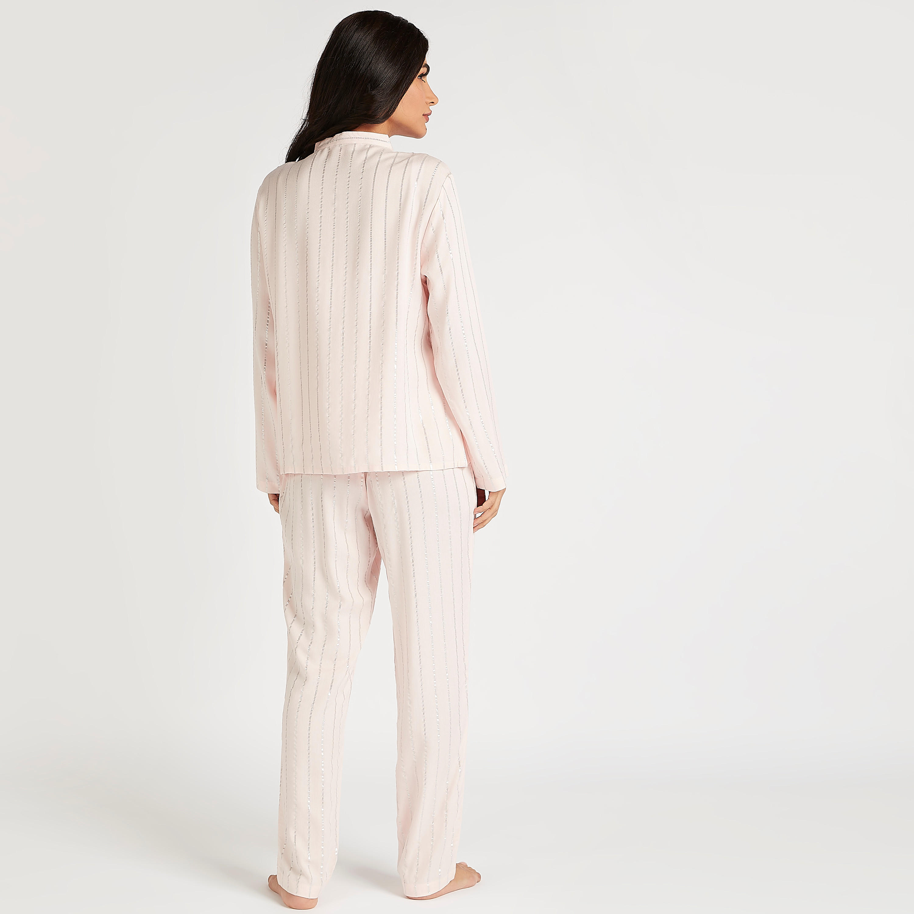 طقم من بنطلون بيجاما طويل وقميص مقلّم بأكمام طويلة-women-clothing-nightwear-pyjamas-longsets-image-3