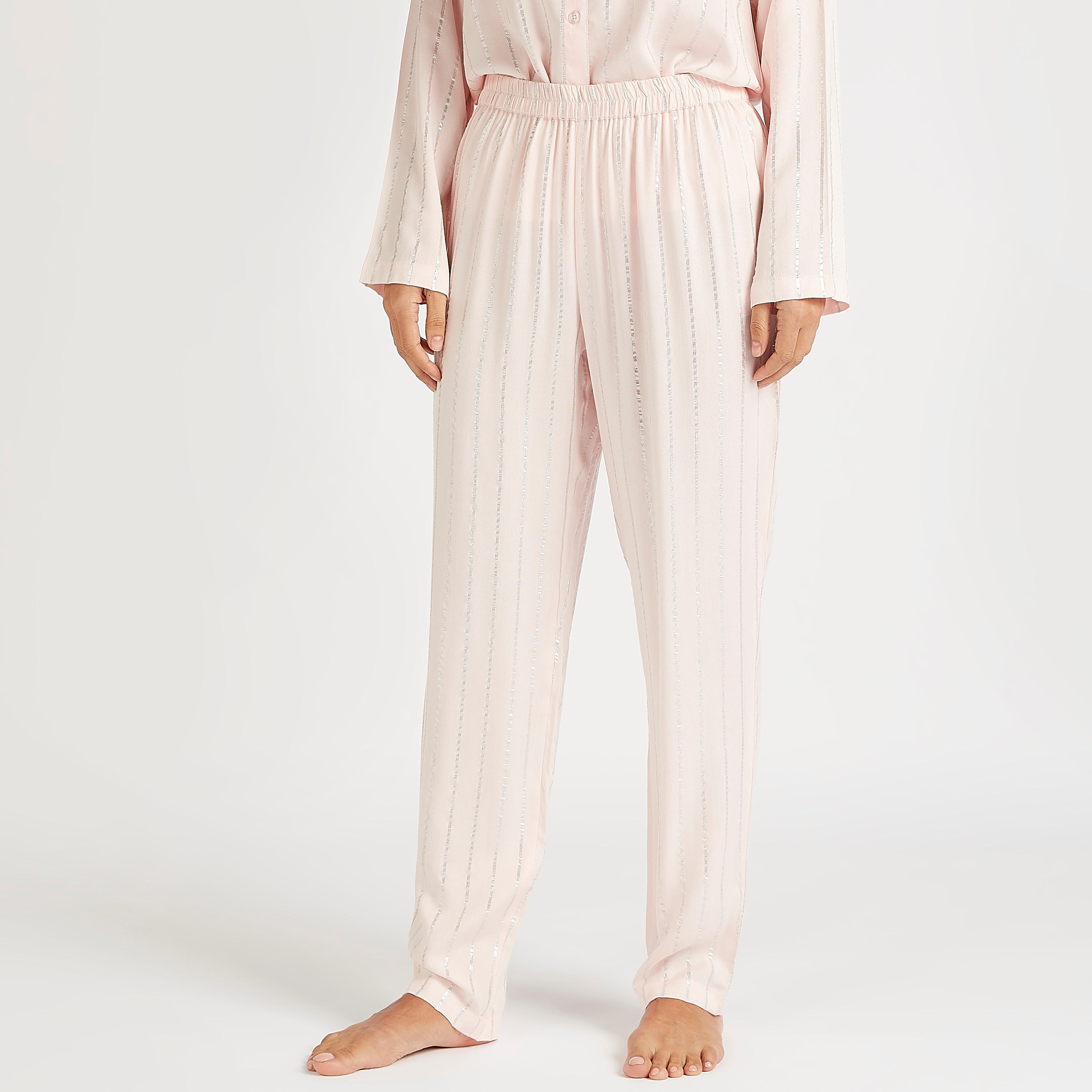 طقم من بنطلون بيجاما طويل وقميص مقلّم بأكمام طويلة-women-clothing-nightwear-pyjamas-longsets-image-6