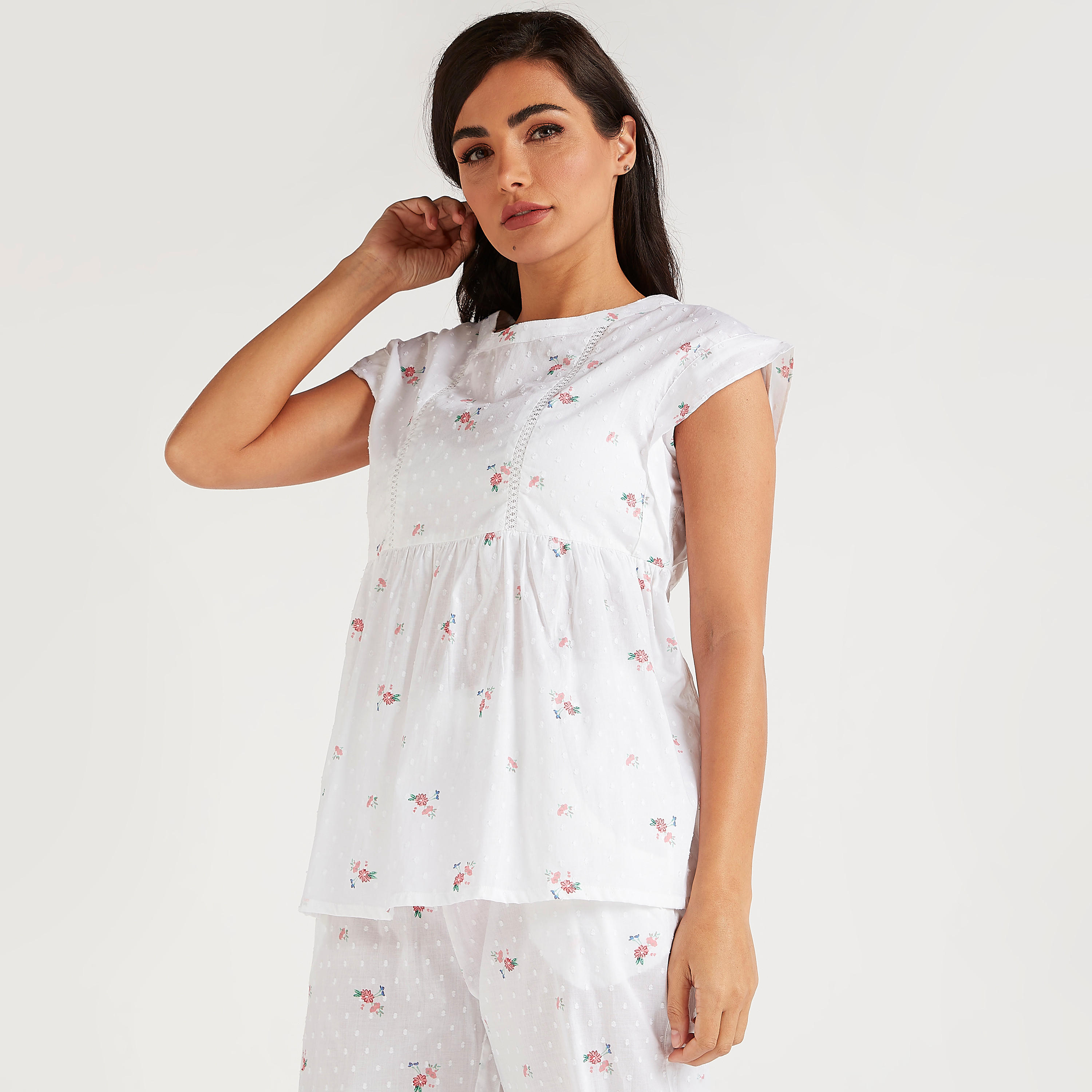 طقم من بنطلون بيجاما قصير وبلوزة بطبعات أزهار-women-clothing-nightwear-pyjamas-longsets-image-4