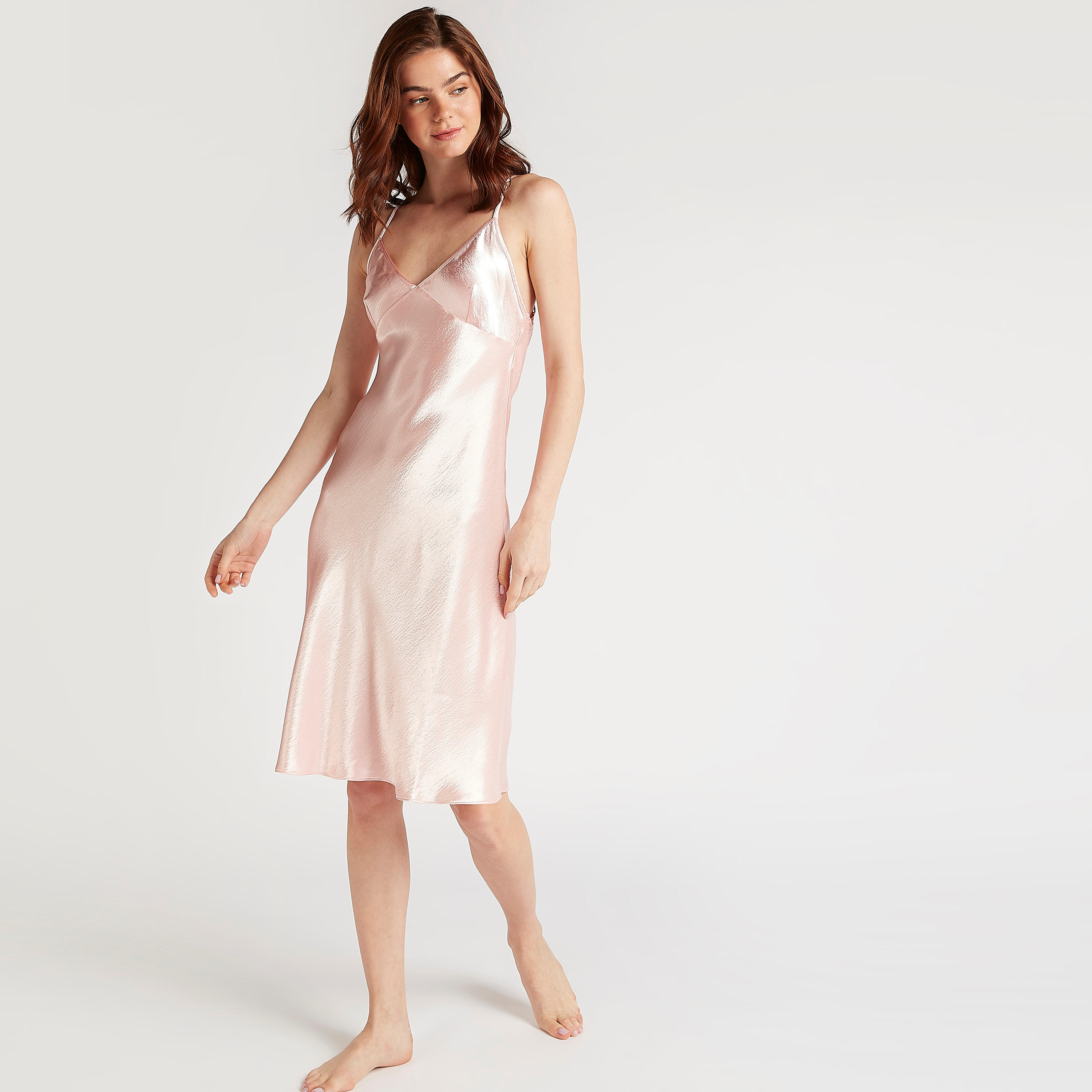 قميص نوم سادة بياقة v وحمّالات رفيعة-women-clothing-nightwear-nighties-image-3