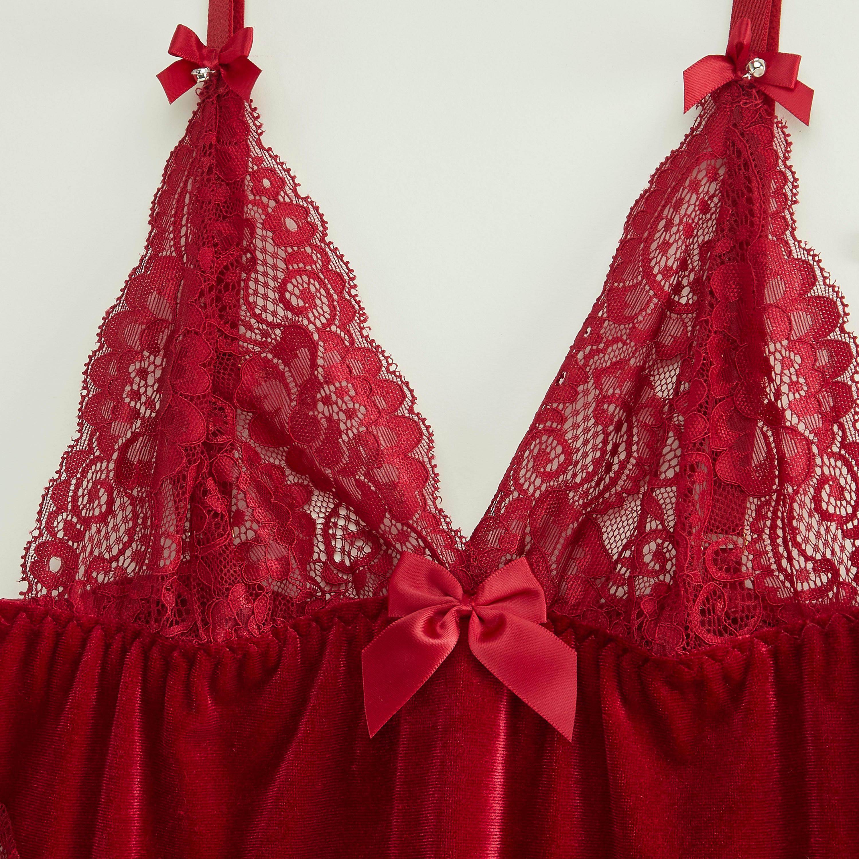 طقم قميص نوم بتفاصيل دانتيل مع ثونج-women-clothing-nightwear-nighties-image-2