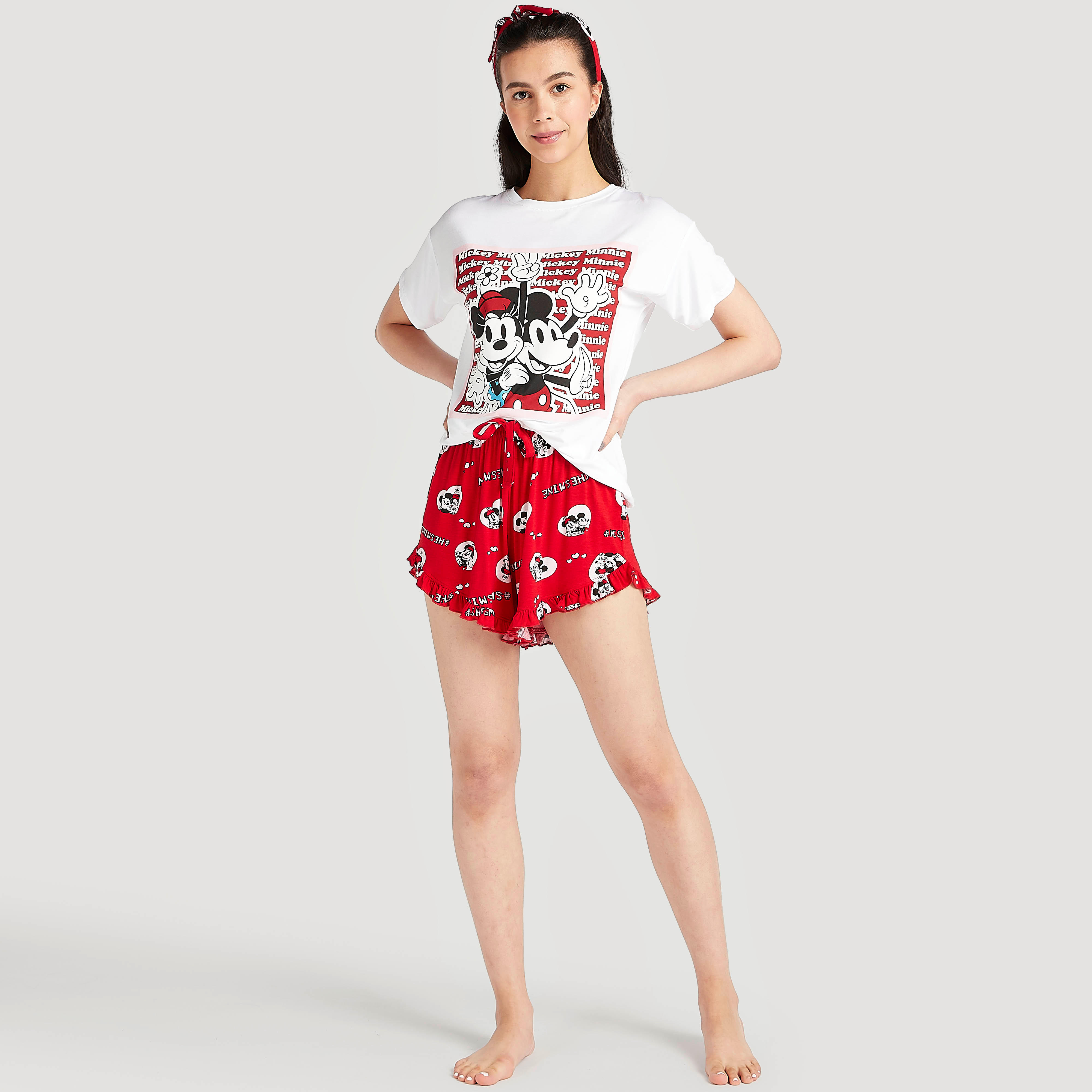 طقم من شورت وتيشيرت بطبعات ميكي ماوس-women-clothing-nightwear-pyjamas-longsets-image-3