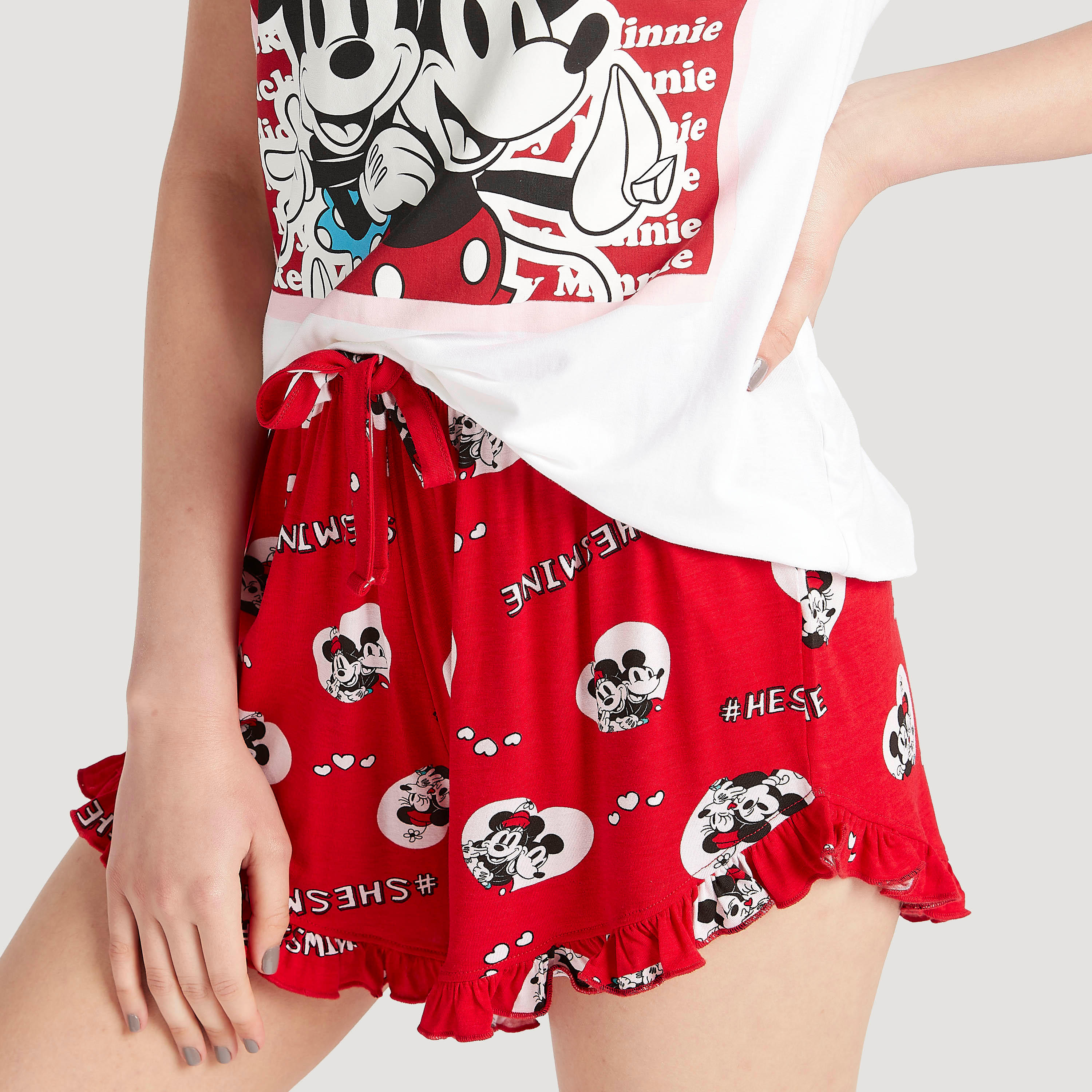 طقم من شورت وتيشيرت بطبعات ميكي ماوس-women-clothing-nightwear-pyjamas-longsets-image-2