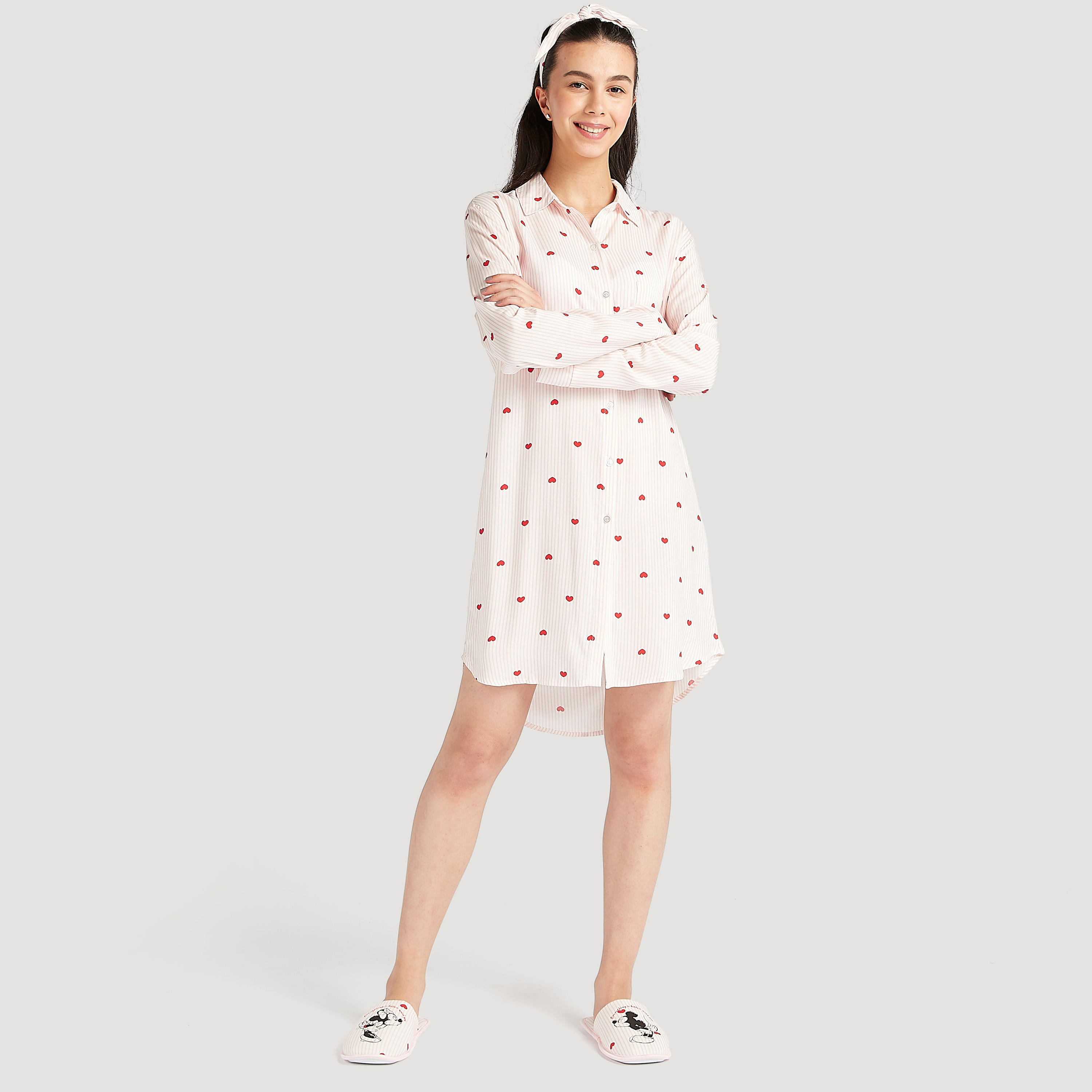 هودي بطبعات قلب وياقة عادية وأكمام طويلة-women-clothing-nightwear-nighties-image-2