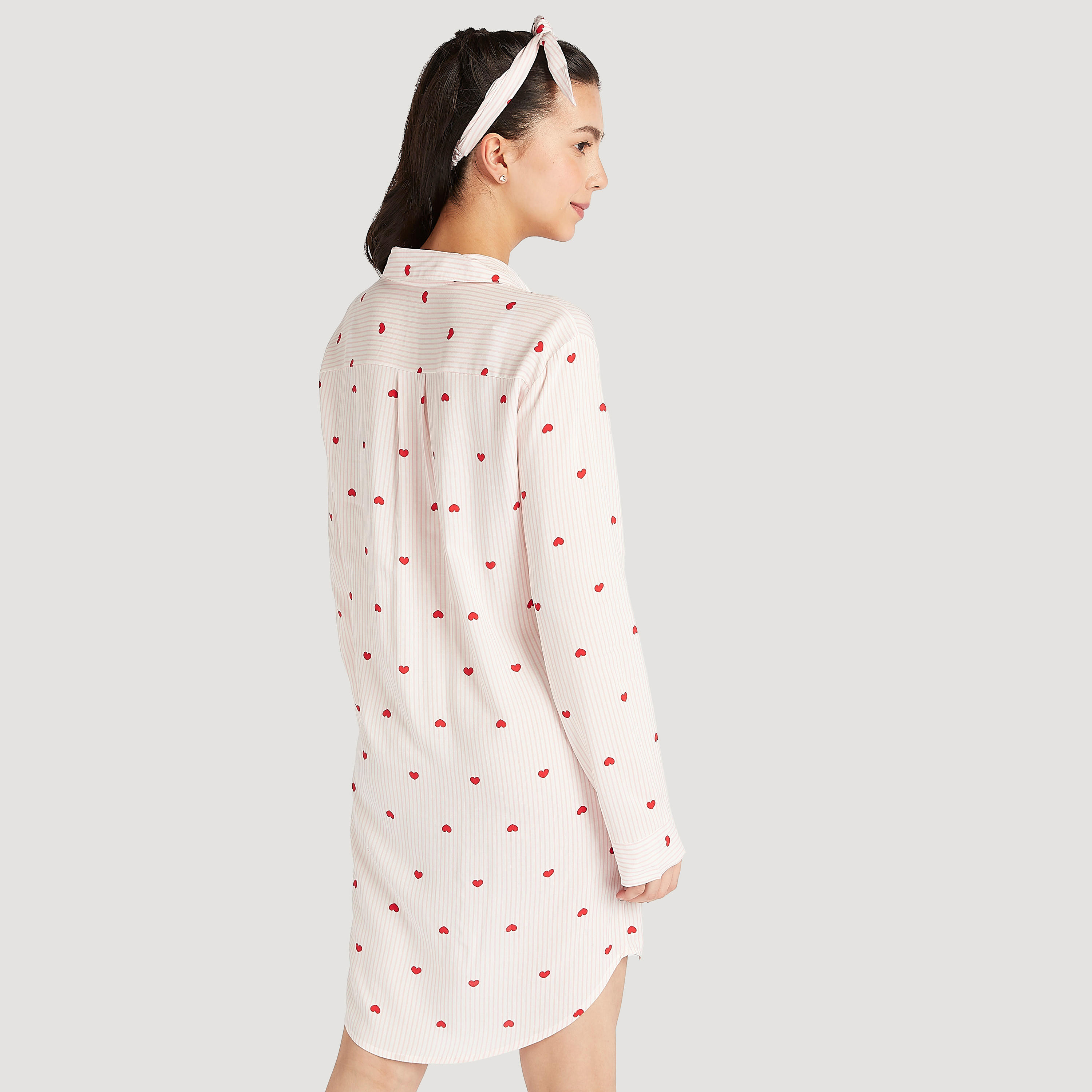 هودي بطبعات قلب وياقة عادية وأكمام طويلة-women-clothing-nightwear-nighties-image-4