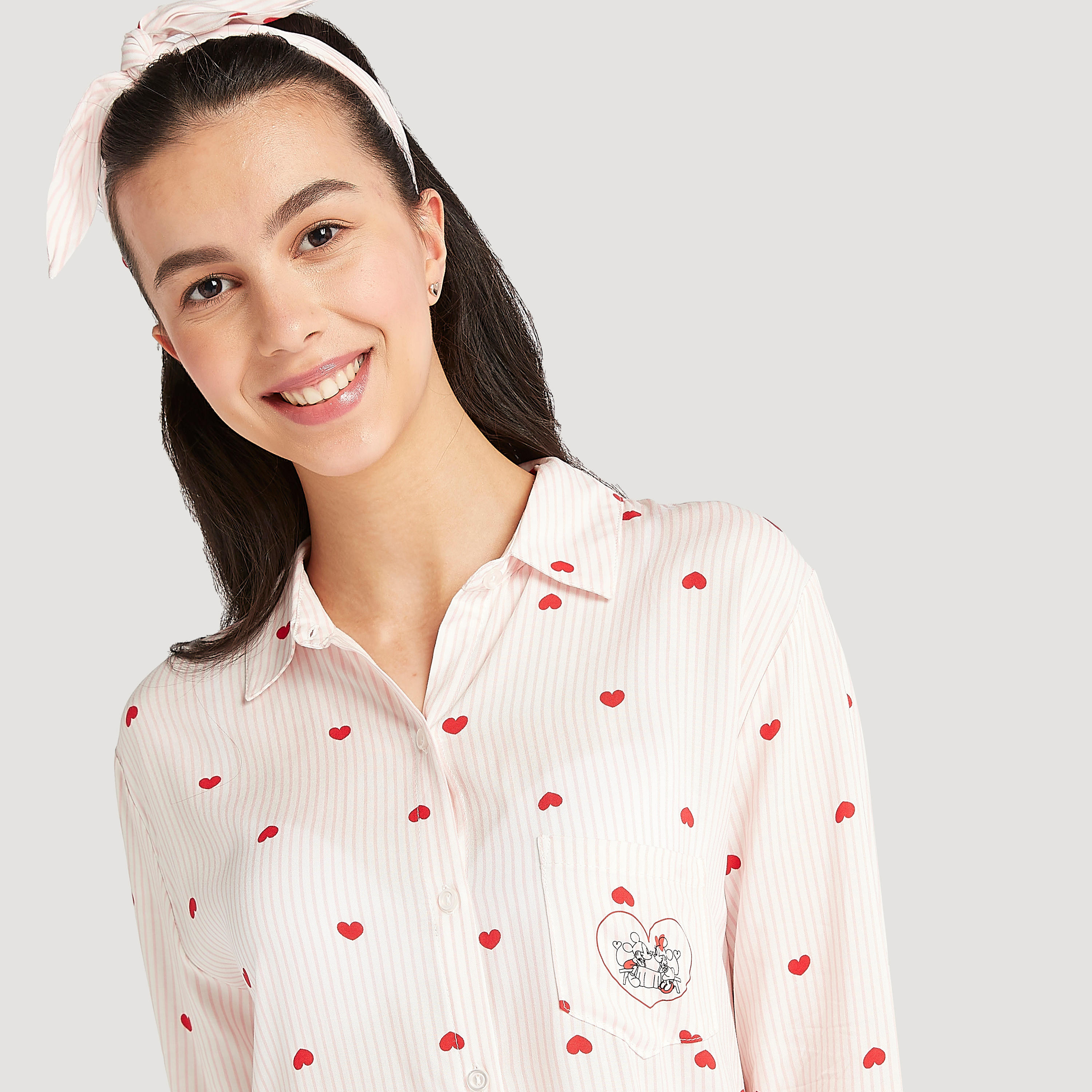 هودي بطبعات قلب وياقة عادية وأكمام طويلة-women-clothing-nightwear-nighties-image-5