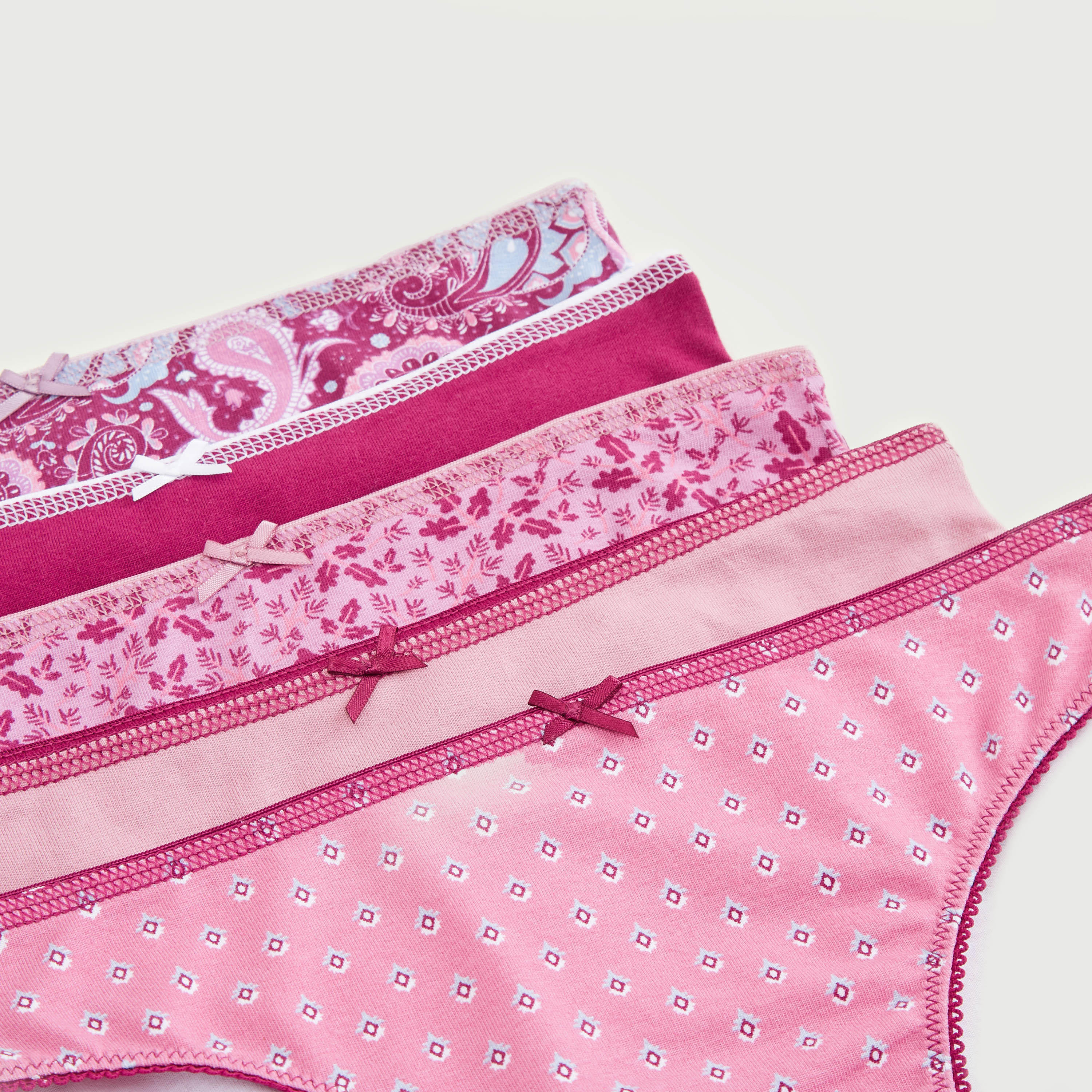 طقم شورتات هيبستر داخليّة مضادة للبكتريا بطبعات وزينة فيونكة - 5 قطع-women-clothing-lingerie-panties-image-2