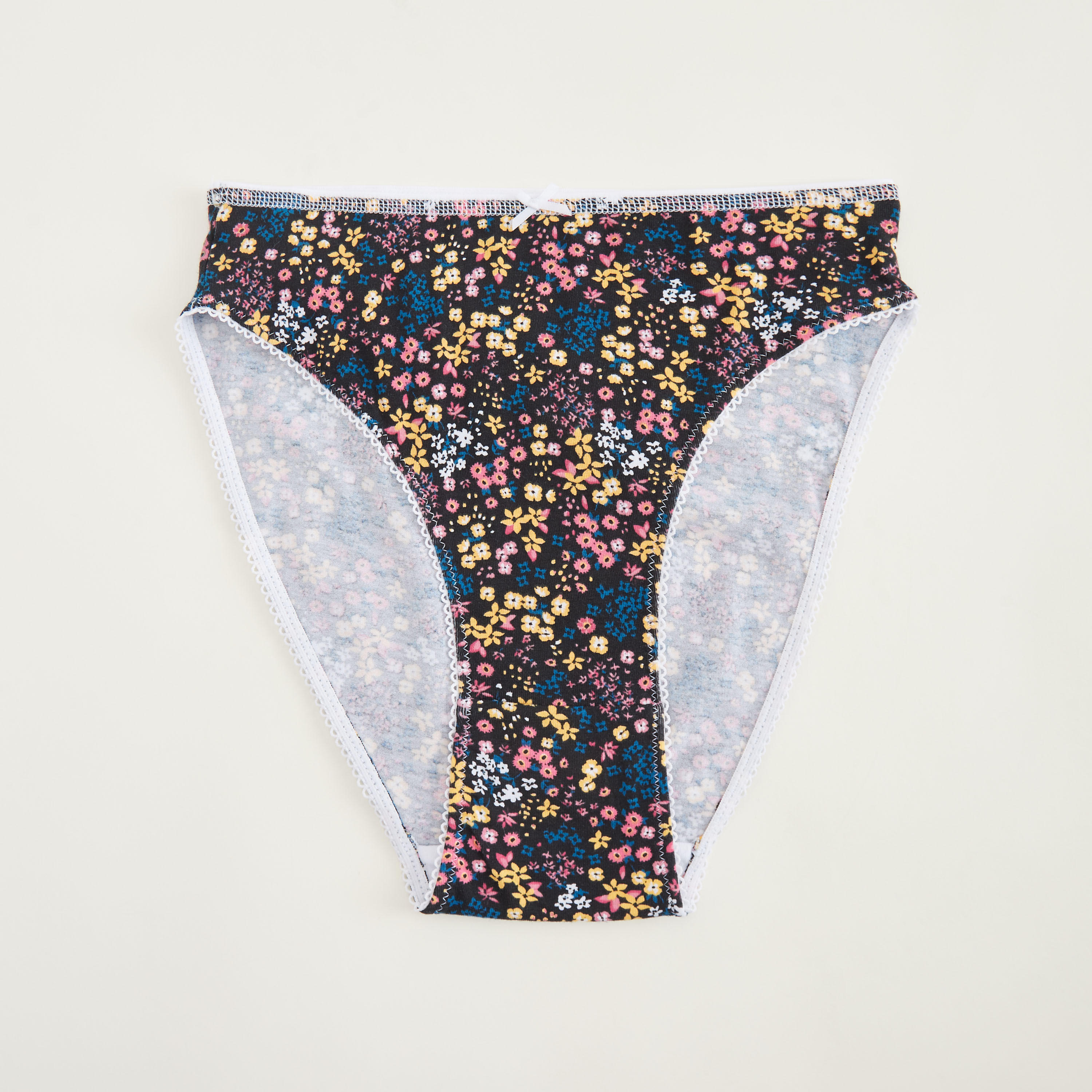 مايوهات بيكيني مستدامة متنوعة بتفاصيل فيونكة - طقم من 5 قطع-women-clothing-lingerie-panties-image-3