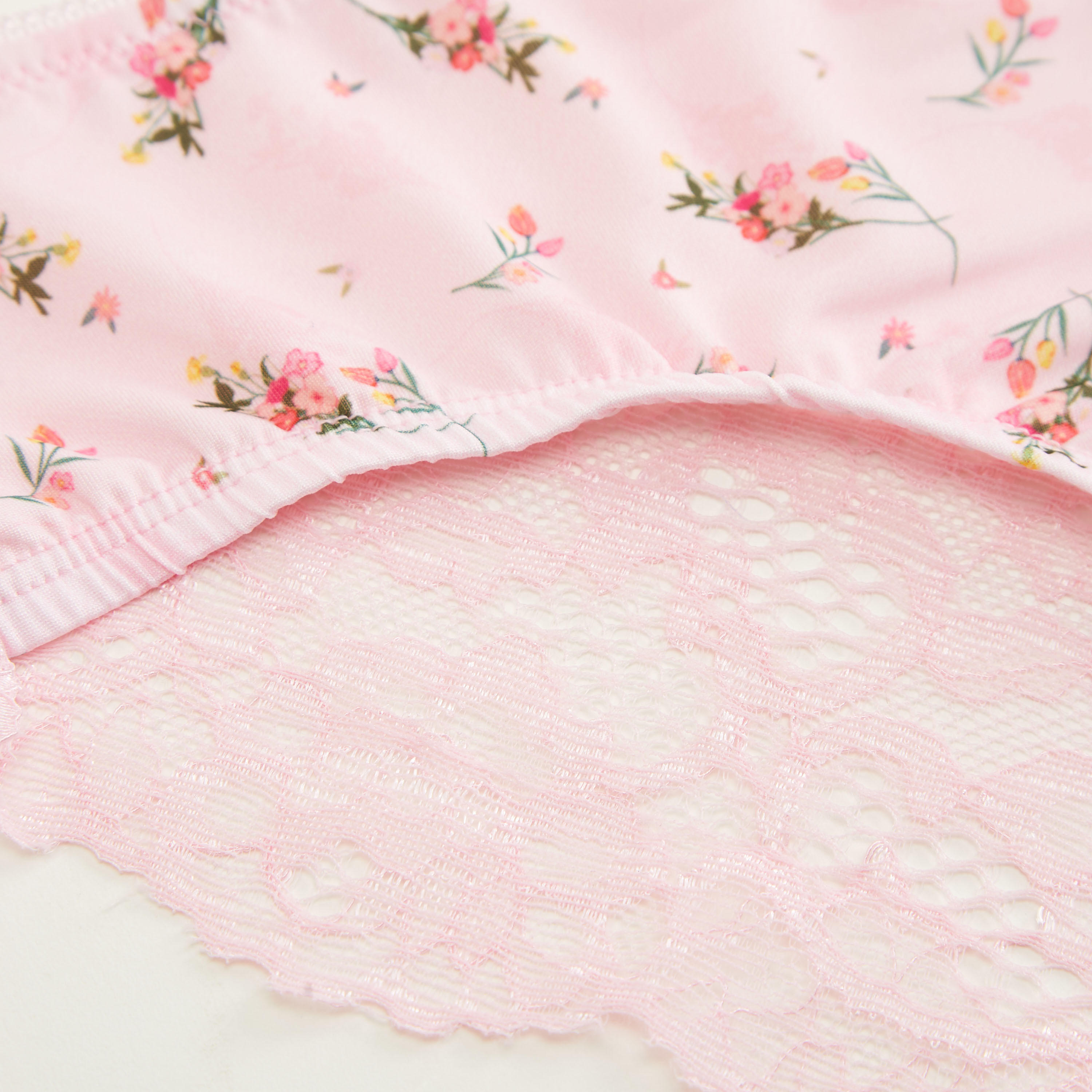 سروال داخليّة هيبستر بطبعات أزهار وتفاصيل دانتيل-women-clothing-lingerie-panties-image-2