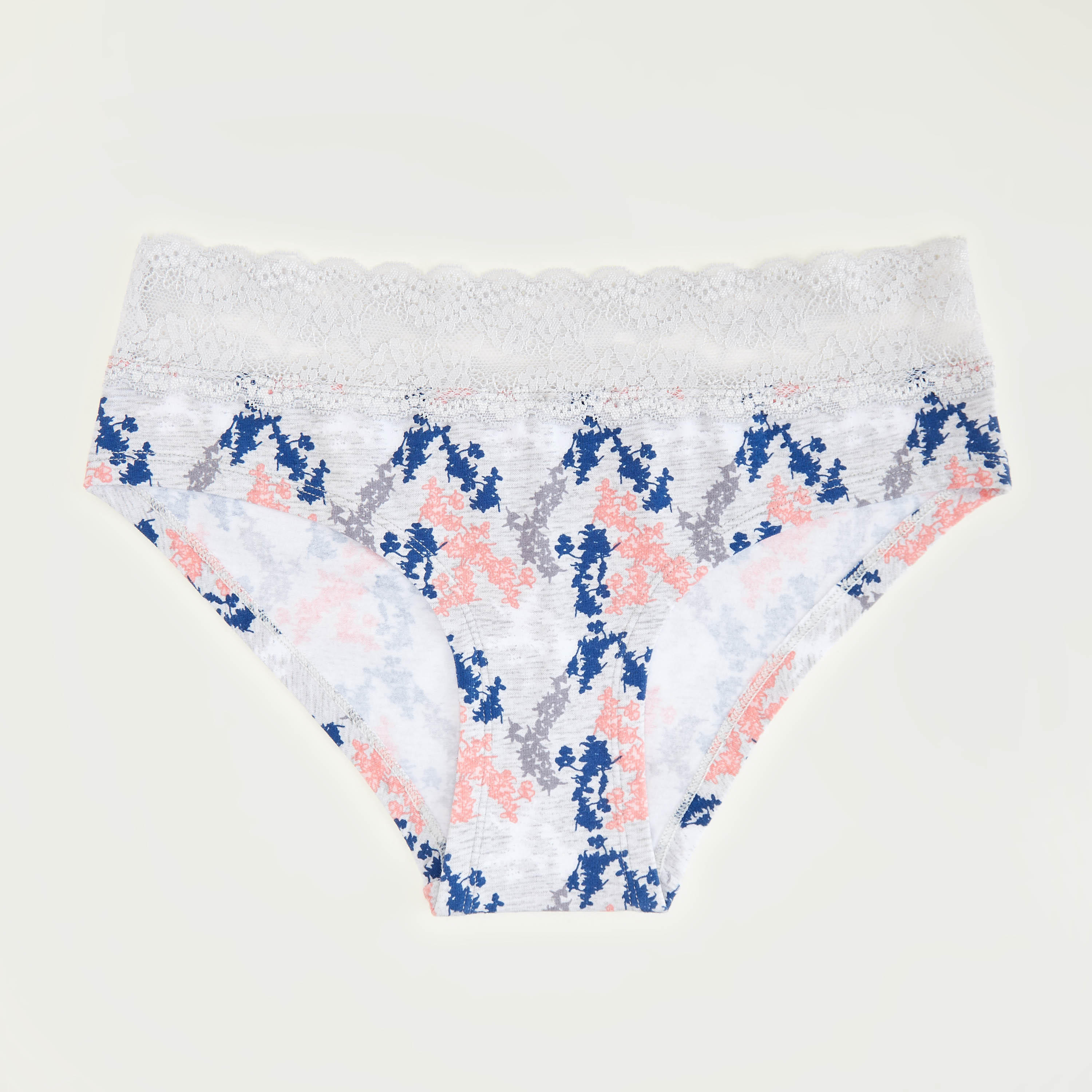 سروال داخلي بوي شورت بارز الملمس بخصر مطّاطي وتفاصيل دانتيل-women-clothing-lingerie-panties-image-1