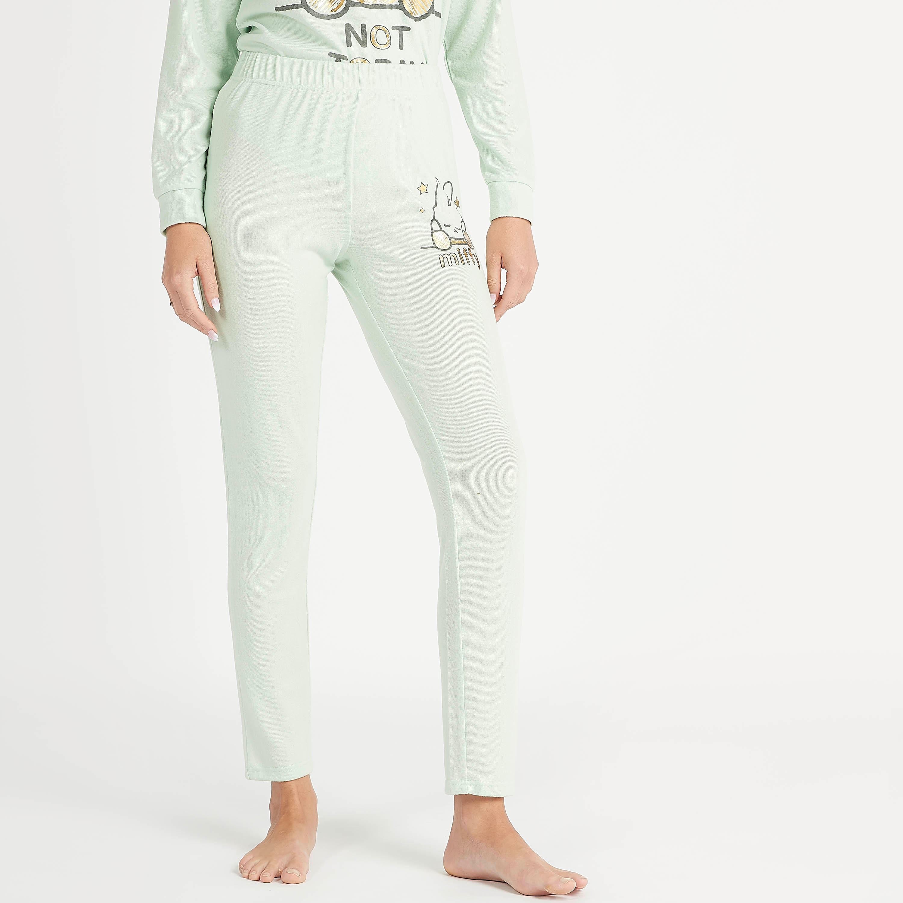 Printed Long Sleeves T-shirt and Full Length Pyjama Set-women-clothing-nightwear-pyjamas-longsets-image-5