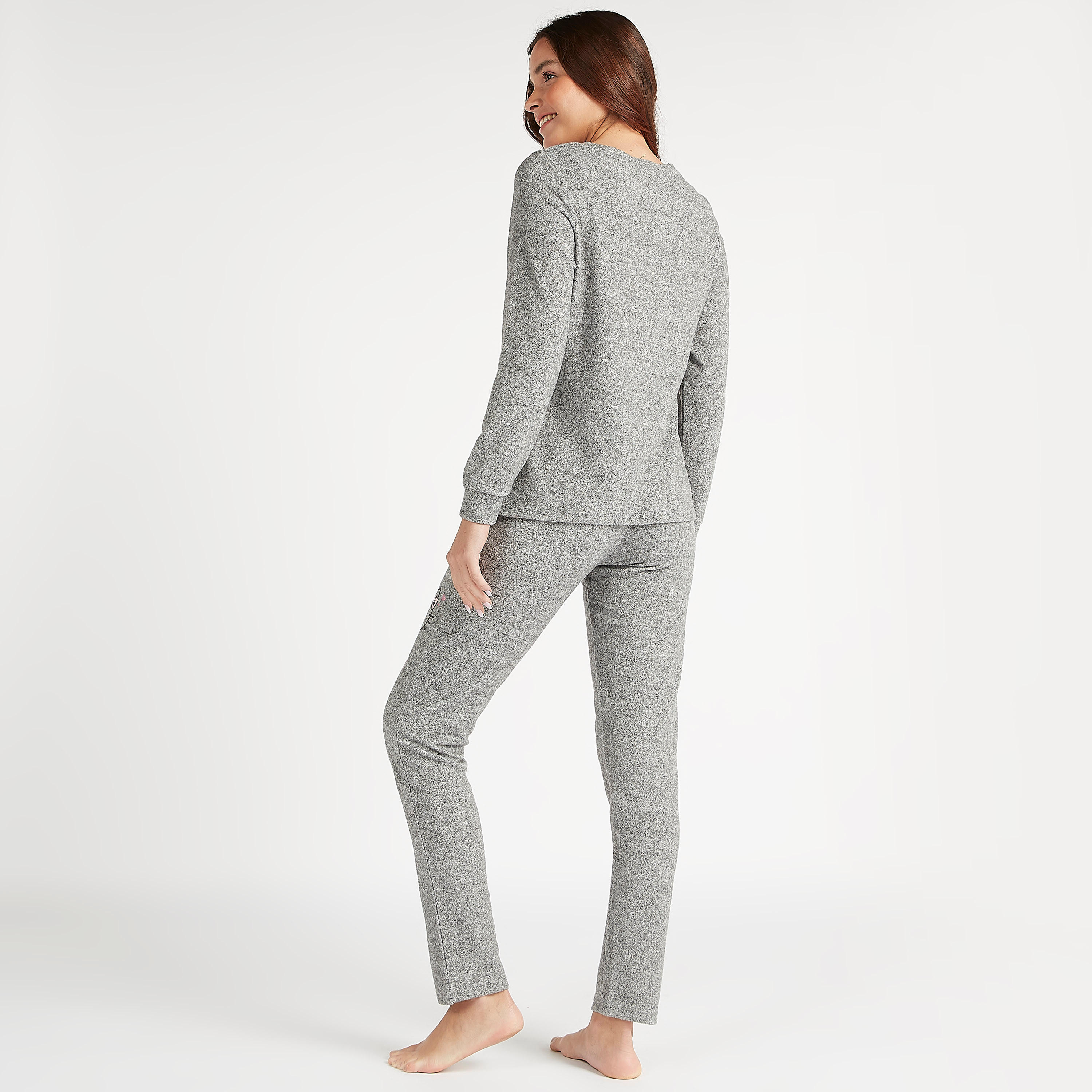 Printed Long Sleeves T-shirt and Full Length Pyjama Set-women-clothing-nightwear-pyjamas-longsets-image-3