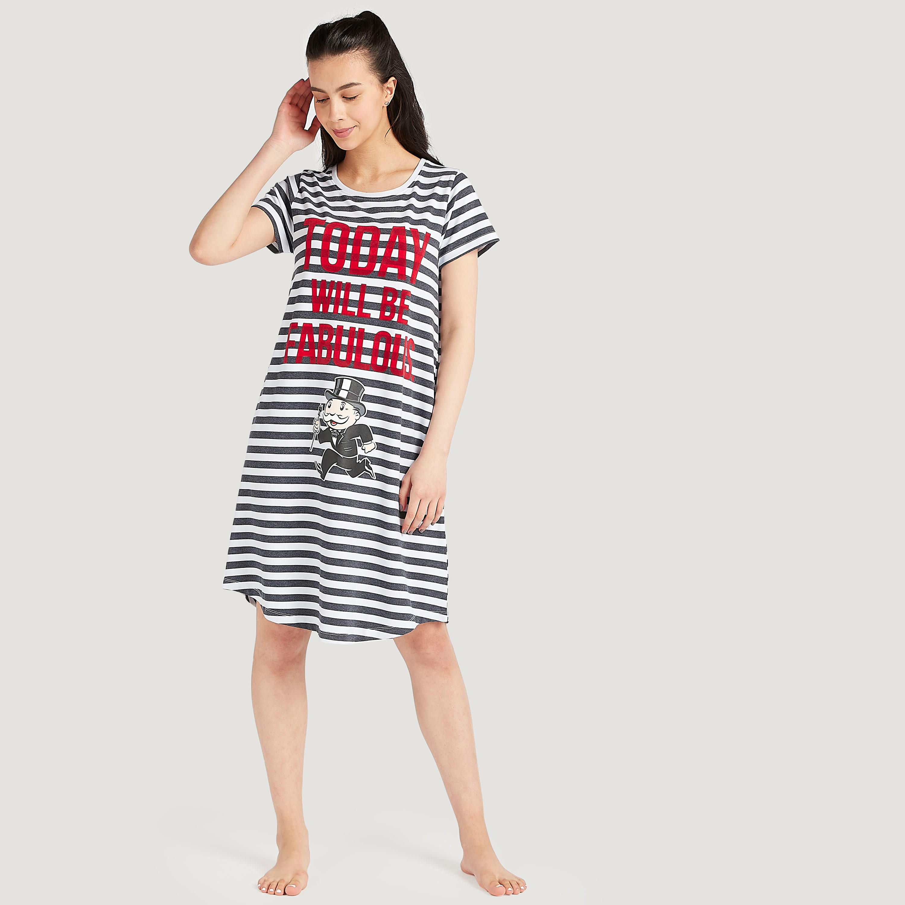 فستان نوم بياقة ضيقة وأكمام قصيرة وطبعات-women-clothing-nightwear-nighties-image-2