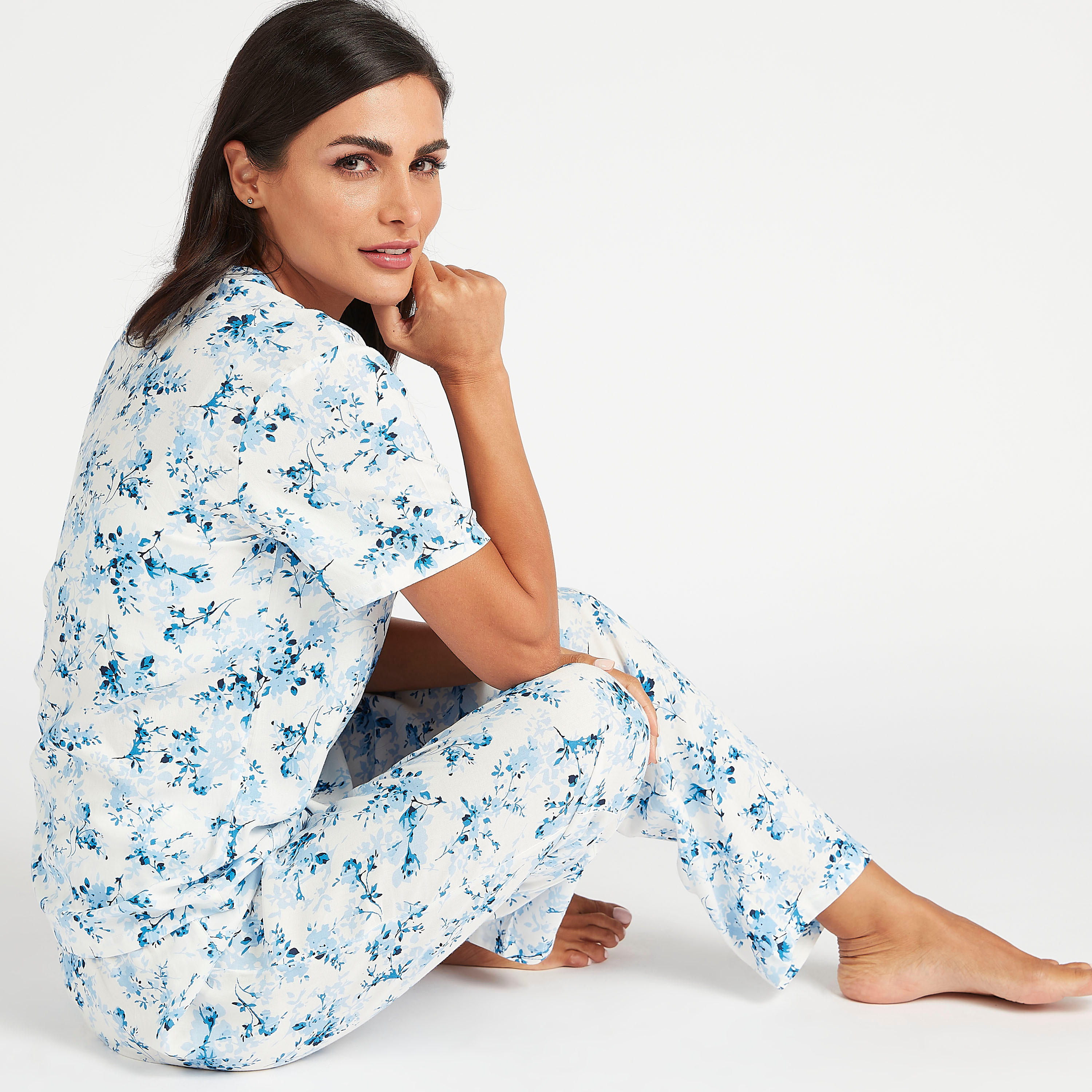 طقم مستدام من بنطلون بيجاما وقميص بأكمام قصيرة وطبعات-women-clothing-nightwear-pyjamas-longsets-image-1