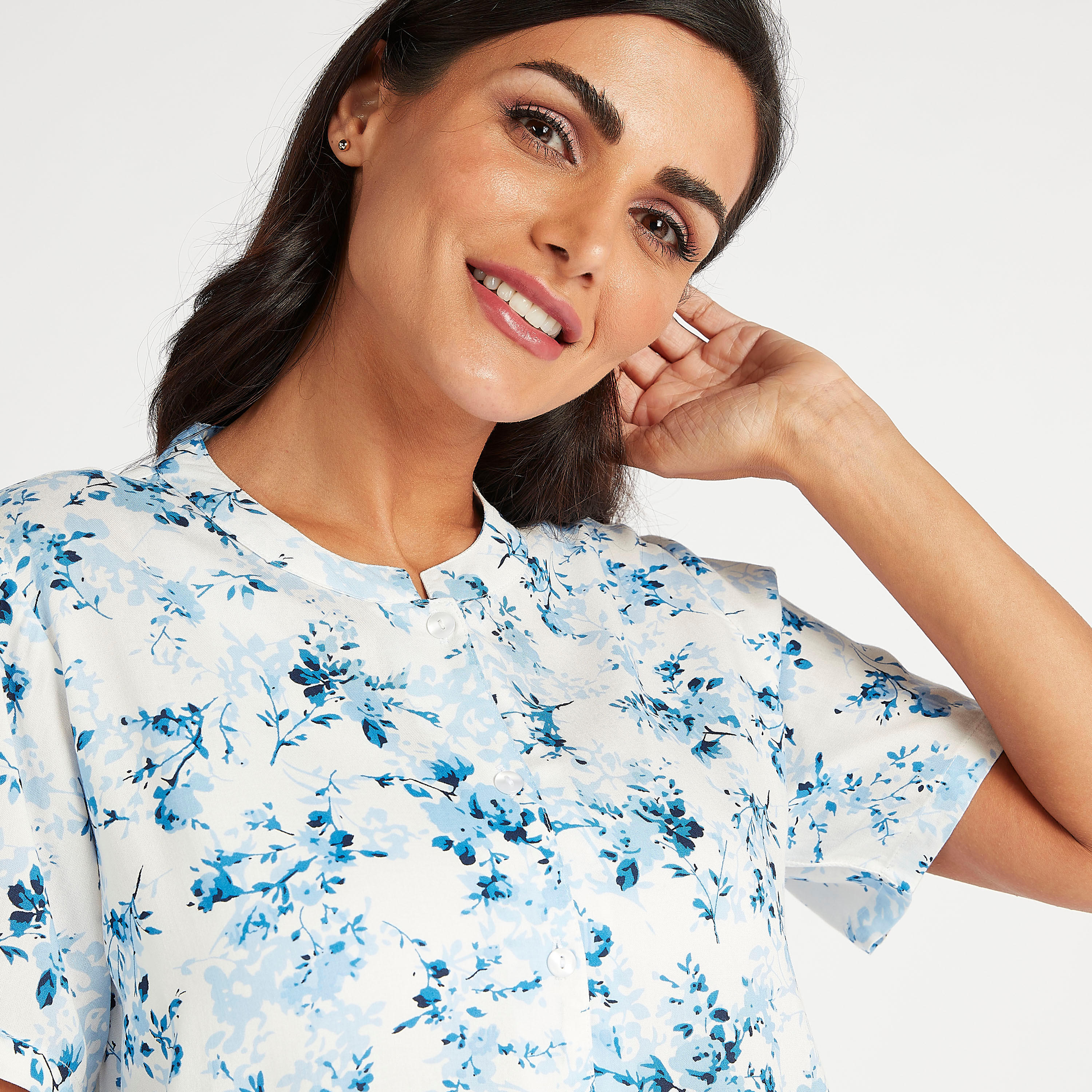 طقم مستدام من بنطلون بيجاما وقميص بأكمام قصيرة وطبعات-women-clothing-nightwear-pyjamas-longsets-image-3