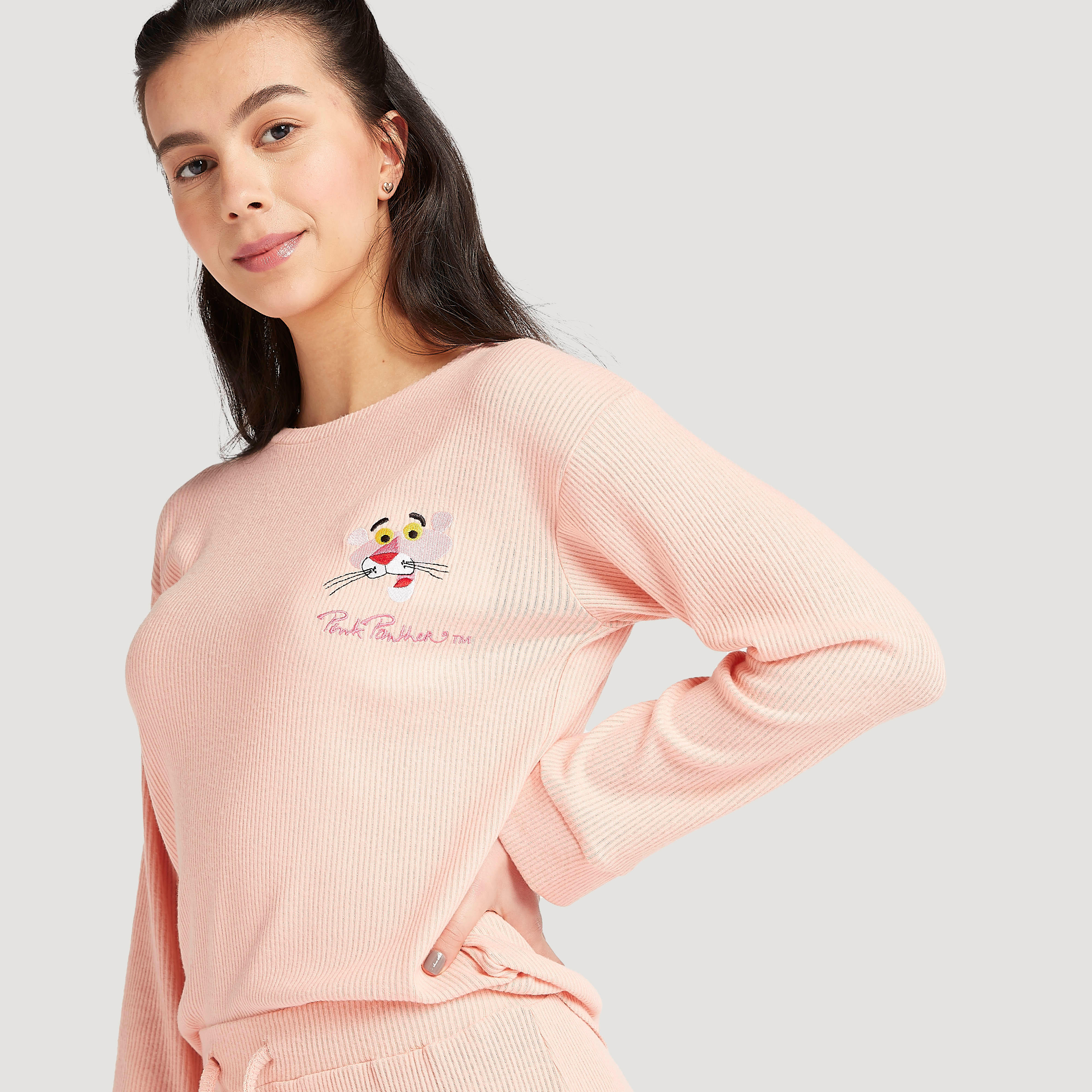طقم بنطلون رياضي وتيشيرت بأكمام طويلة وطبعات بينك بانتر-women-clothing-nightwear-pyjamas-longsets-image-2