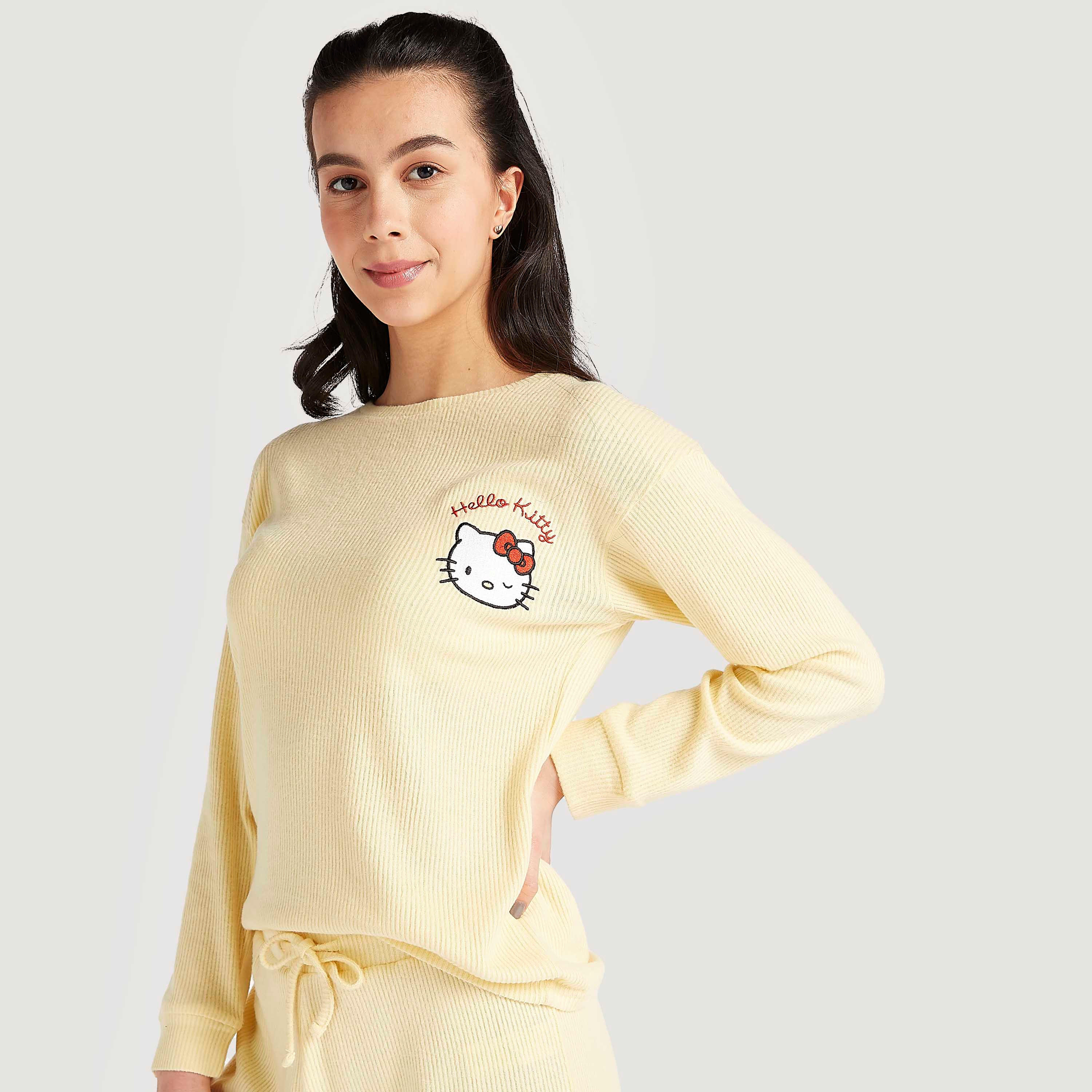 طقم بنطلون بيجاما وبلوزة بياقة مستديرة بطبعات هاللو كيتي-women-clothing-nightwear-pyjamas-longsets-image-1