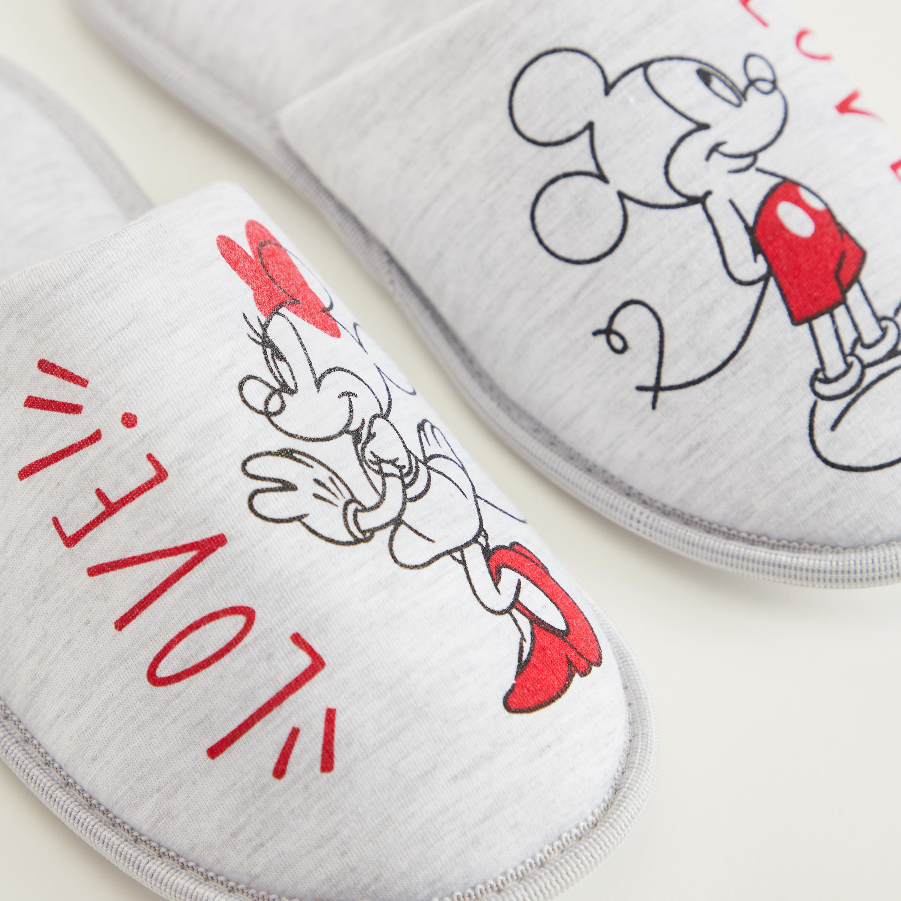 حذاء ميول سهل الارتداء بطبعات ميكي وميني ماوس-women-clothing-nightwear-bedroomslippers-image-5