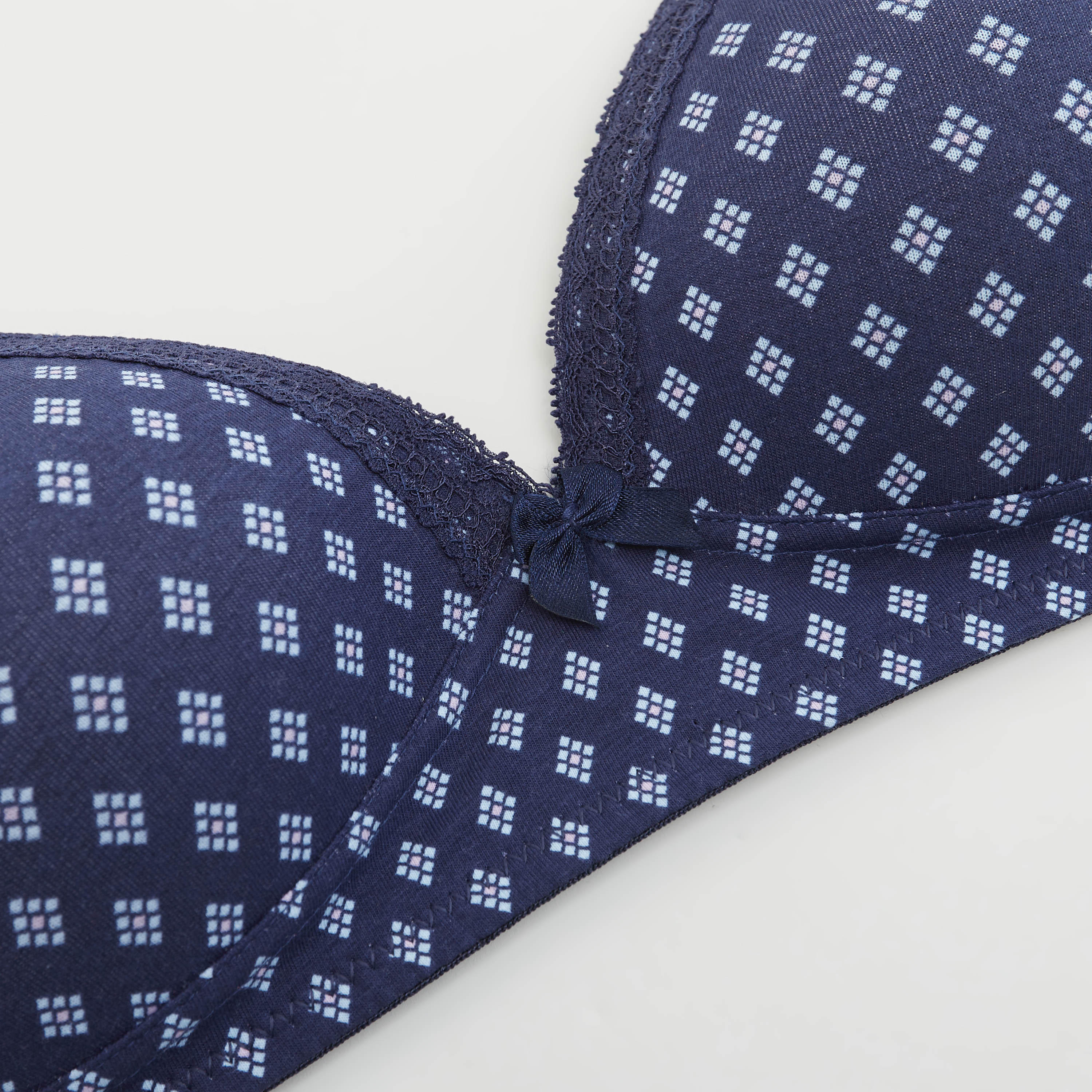 صدريّة تيشيرت مبطّنة ومتنوّعة - طقم من 2-women-clothing-lingerie-bras-image-3