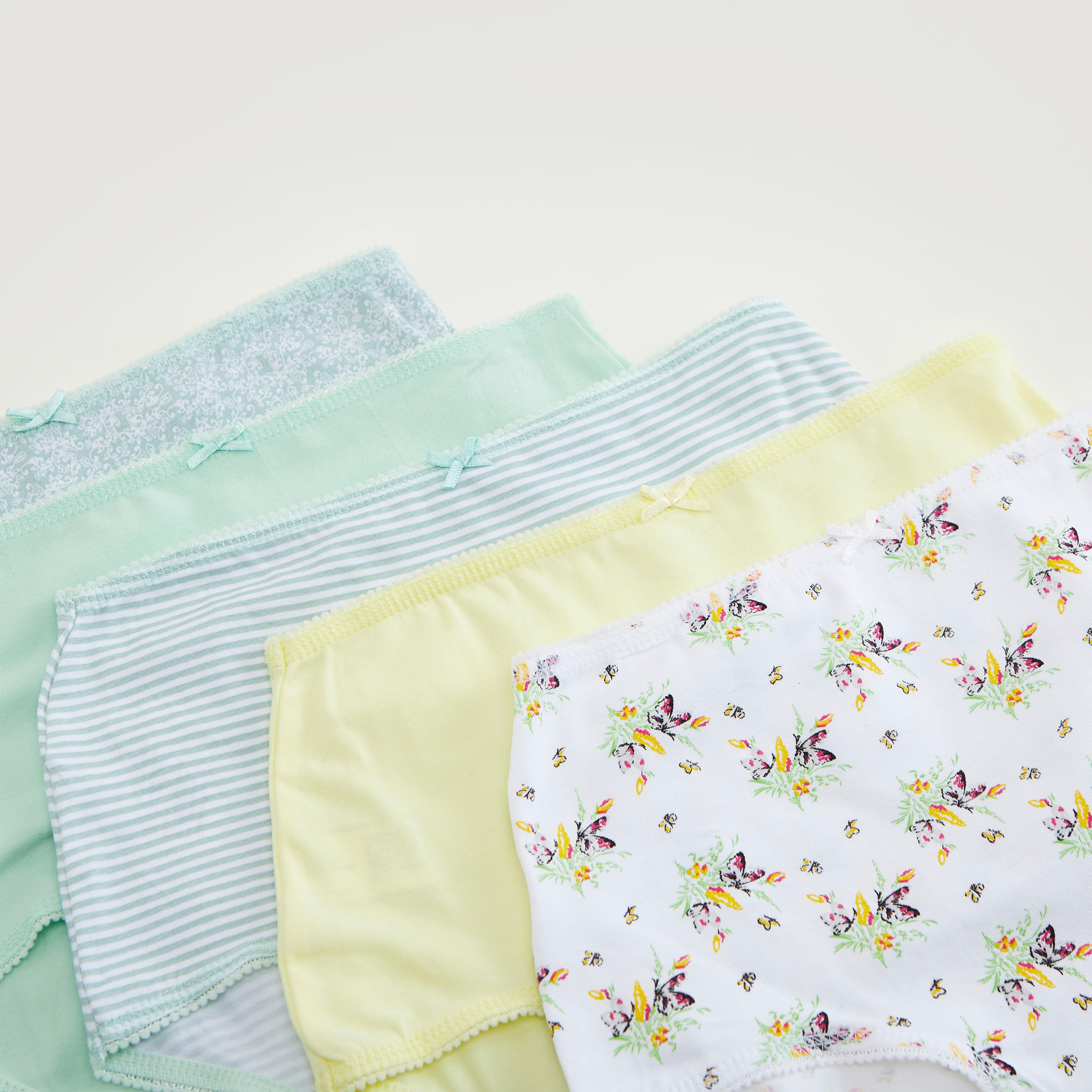 Set of 5 - Printed Hipster Briefs with Bow Accent-women-clothing-lingerie-panties-image-2