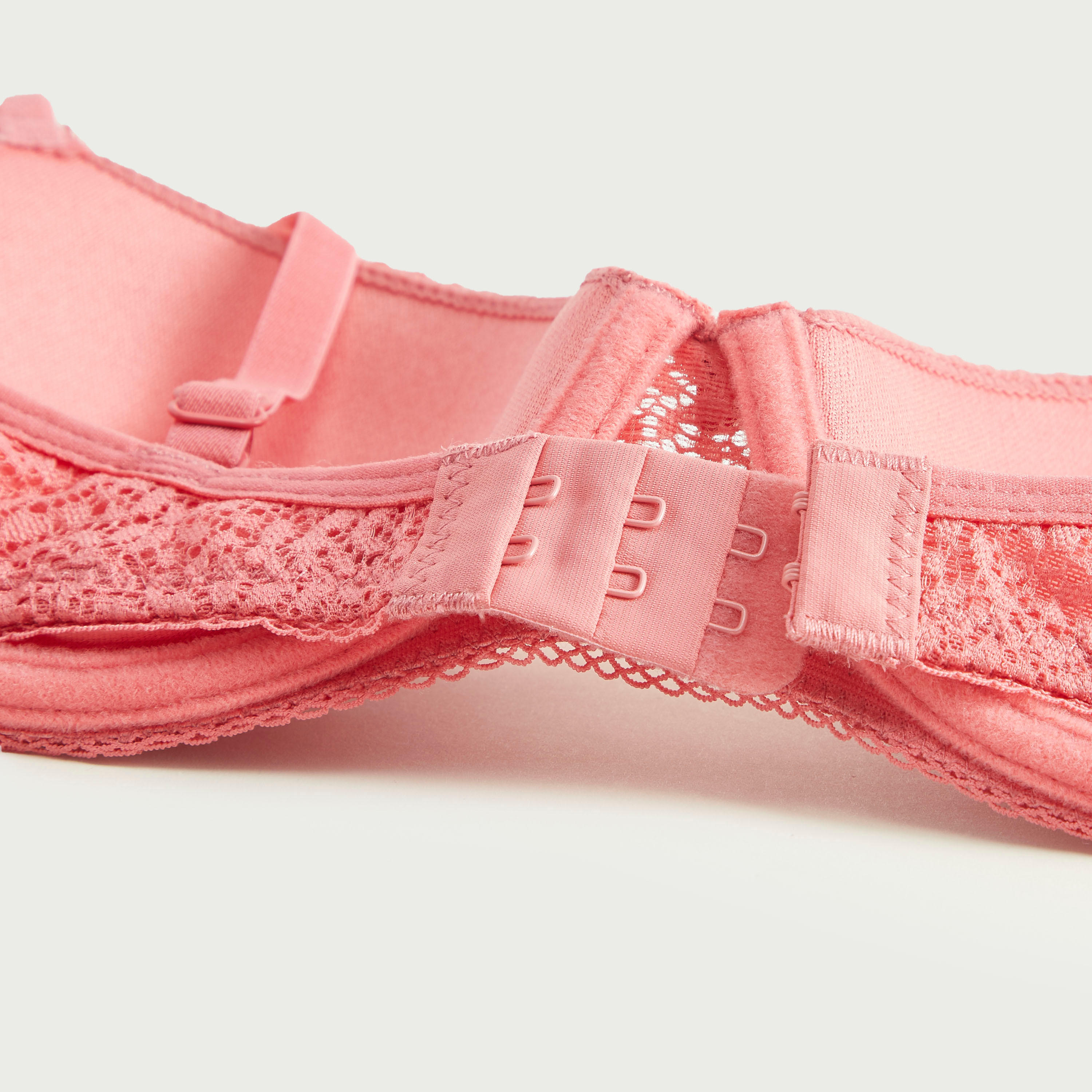 طقم صدريّة ديمي مبطّنة وسروال داخلي بتفاصيل دانتيل - 4 قطع-women-clothing-lingerie-lingeriesets-image-5