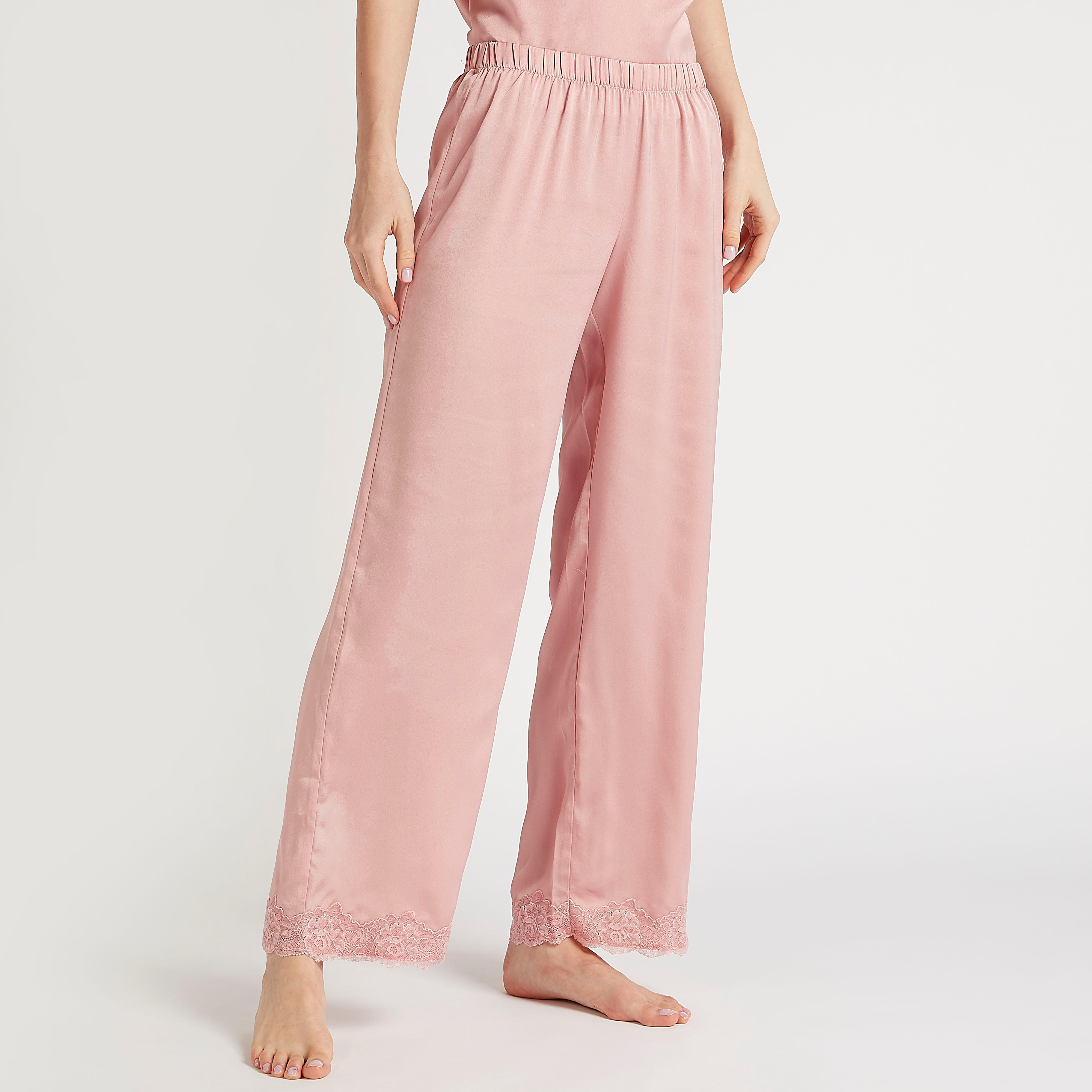 طقم بنطلون بيجاما طويل كامل وبلوزة سادة بياقة v وتفاصيل دانتيل-women-clothing-nightwear-pyjamas-longsets-image-7