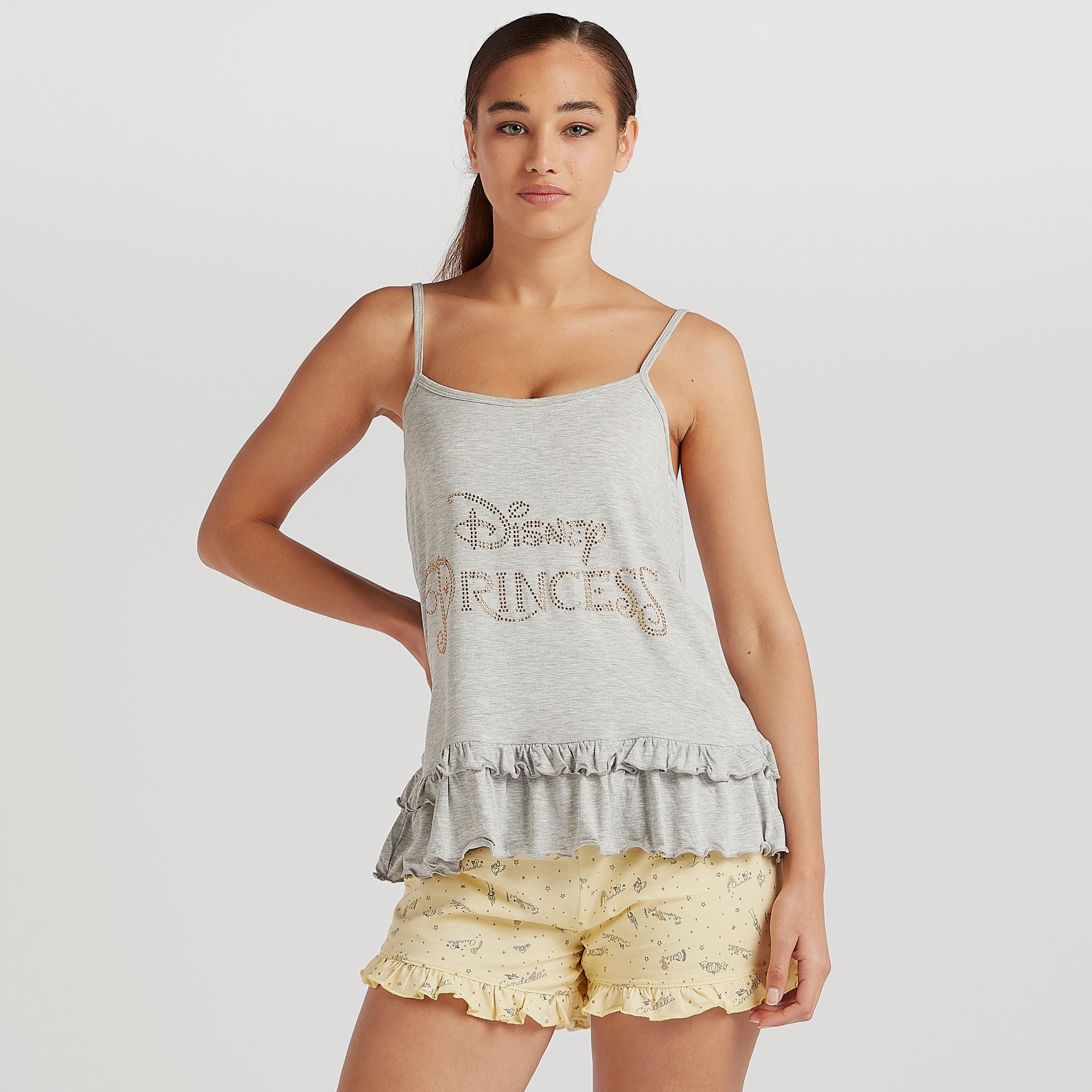 طقم من شورت بطبعات وتيشيرت دون أكمام مزيّن-women-clothing-nightwear-pyjamas-longsets-image-1