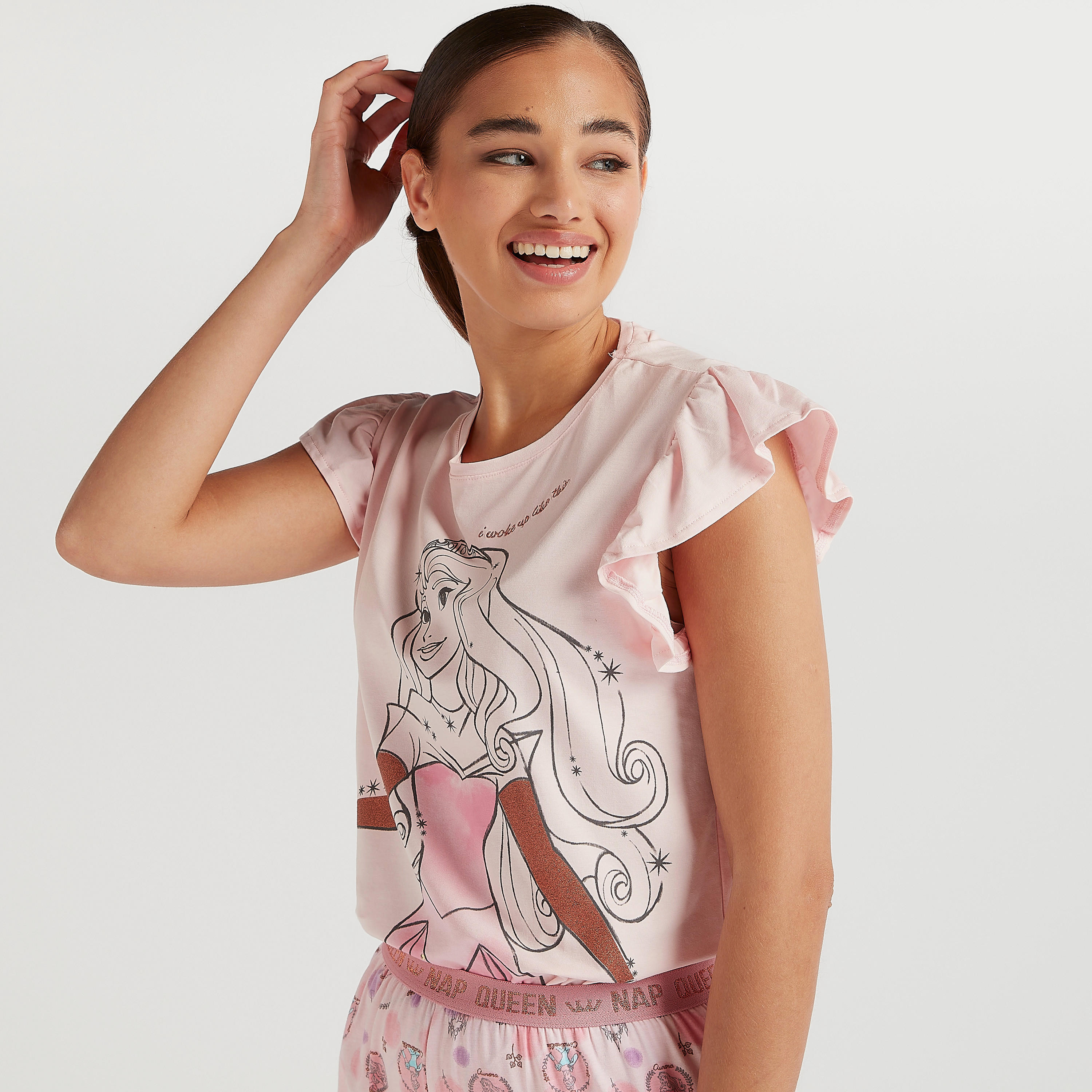 طقم بنطلون بيجاما بطبعات وتيشيرت بأكمام كشكش-women-clothing-nightwear-pyjamas-longsets-image-2