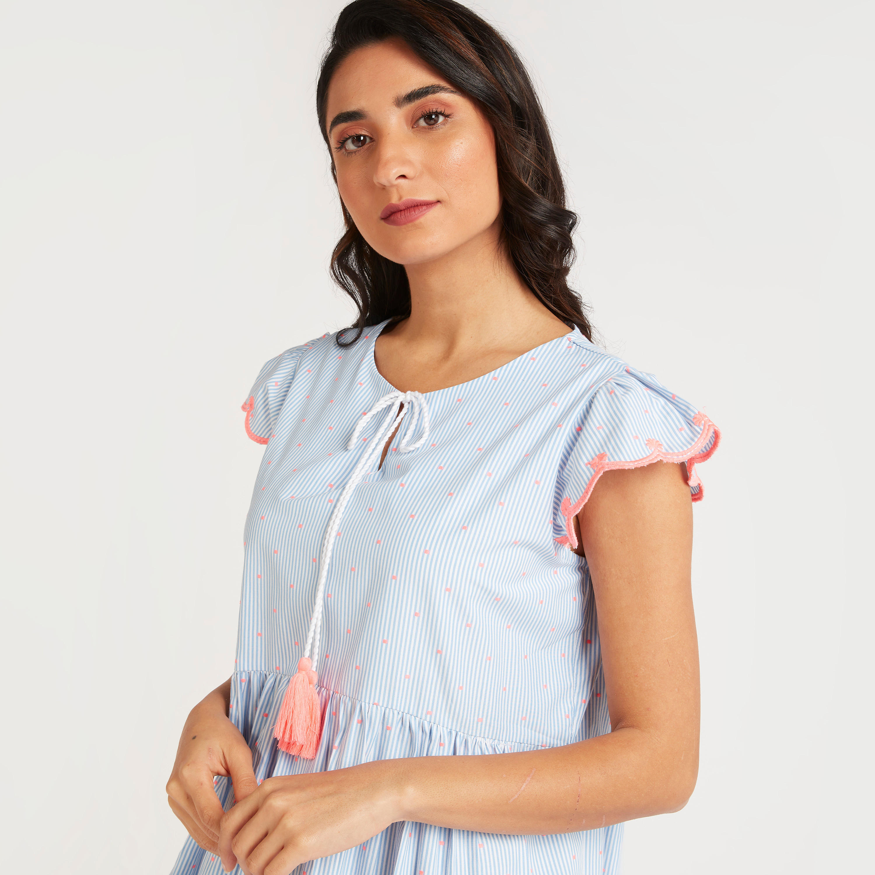 فستان قصير سادة بأكمام كاب وأربطة عنق-women-clothing-nightwear-nighties-image-2