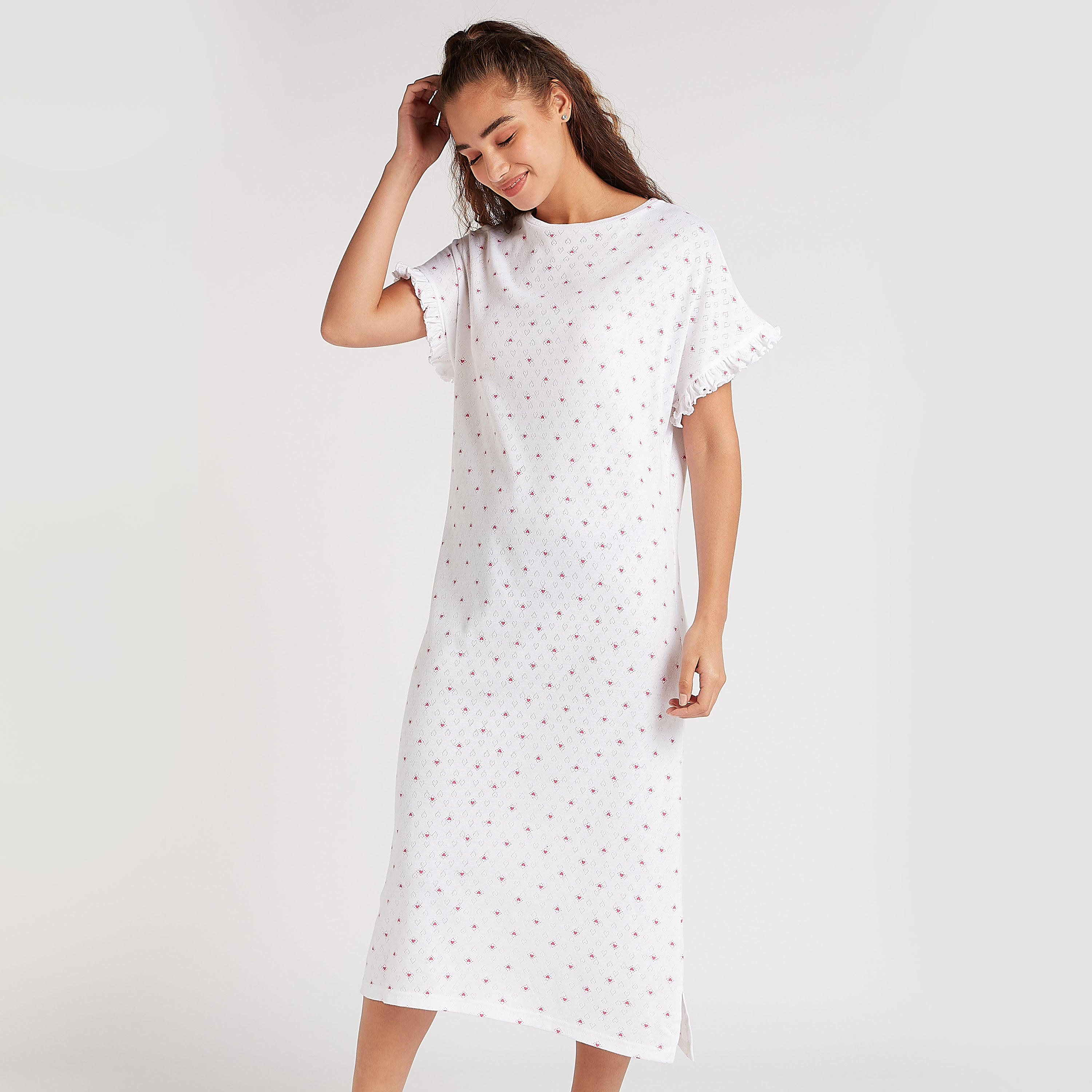 قميص نوم بوينتيل بحوّاف كشكش وطبعات قلب-women-clothing-nightwear-nighties-image-1