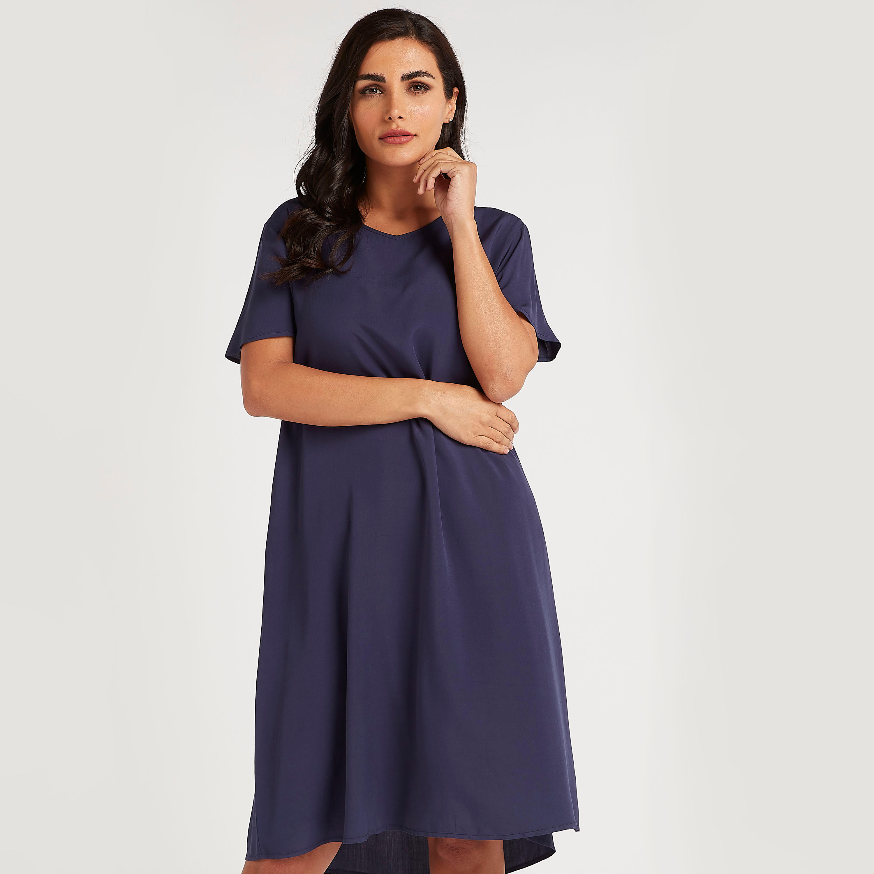 قمصان نوم متنوّعة بياقة v وأكمام قصيرة - طقم من 2-women-clothing-nightwear-nighties-image-3