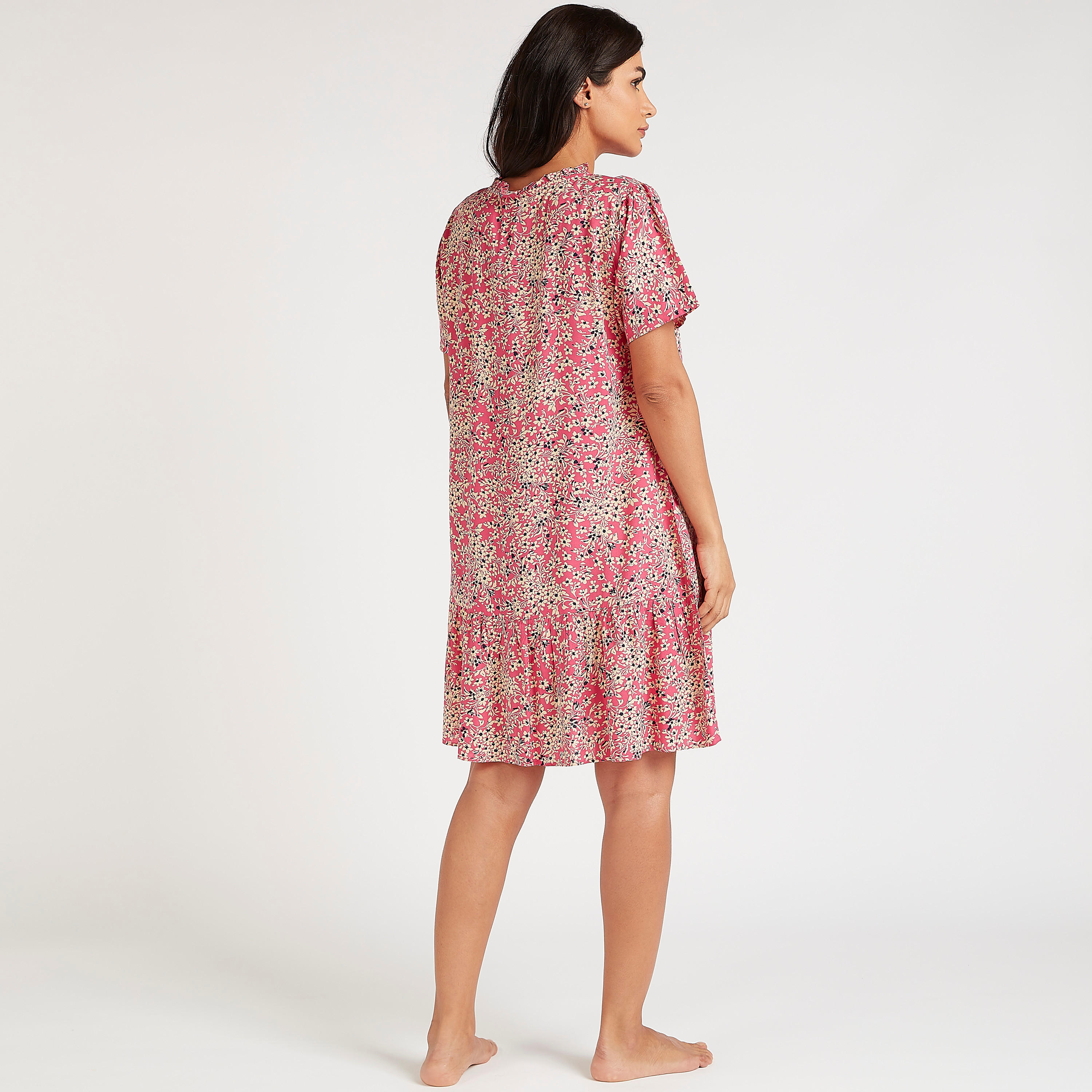 قمصان نوم بياقة مستديرة وطبعات وكشكشة - طقم من 2-women-clothing-nightwear-nighties-image-4