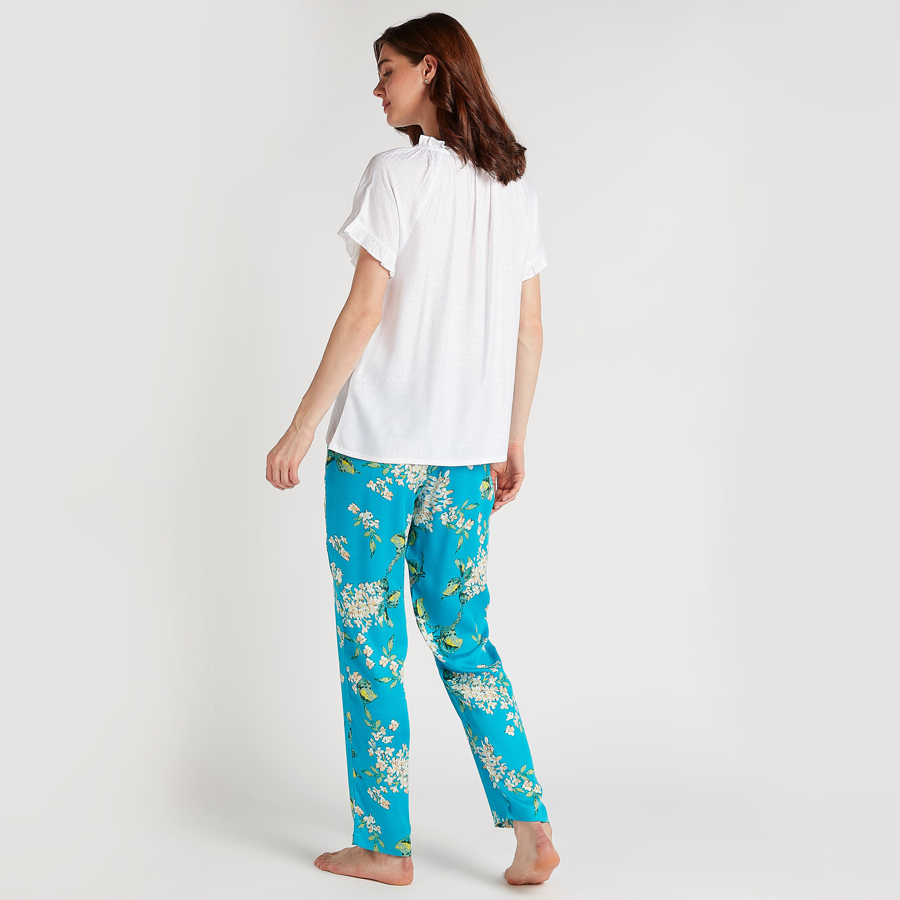 طقم من بنطلون بيجاما طويل وبلوزة بارزة الملمس-women-clothing-nightwear-pyjamas-longsets-image-4