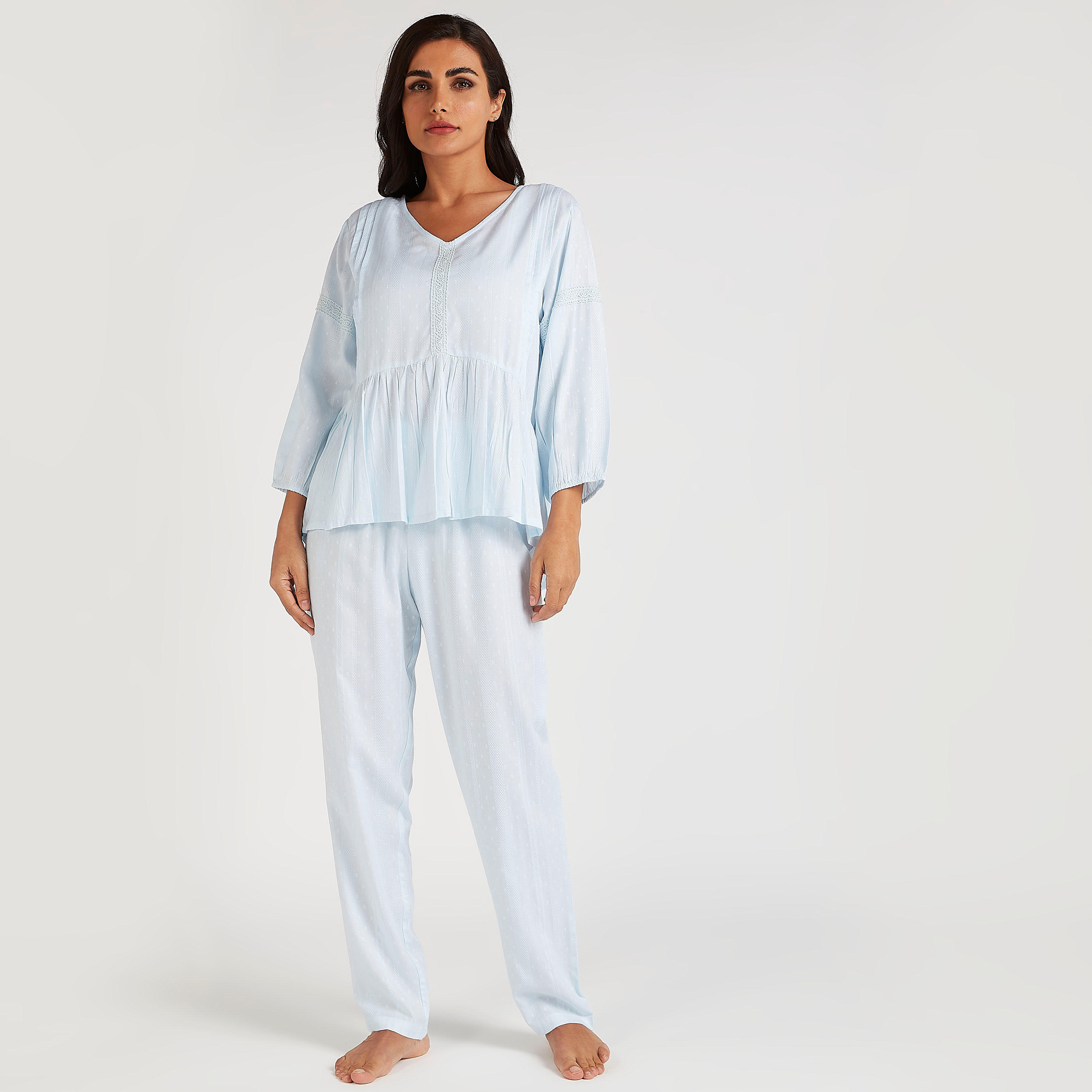 طقم بنطلون بيجاما بطول كامل وبلوزة سادة بياقة v-women-clothing-nightwear-pyjamas-longsets-image-5