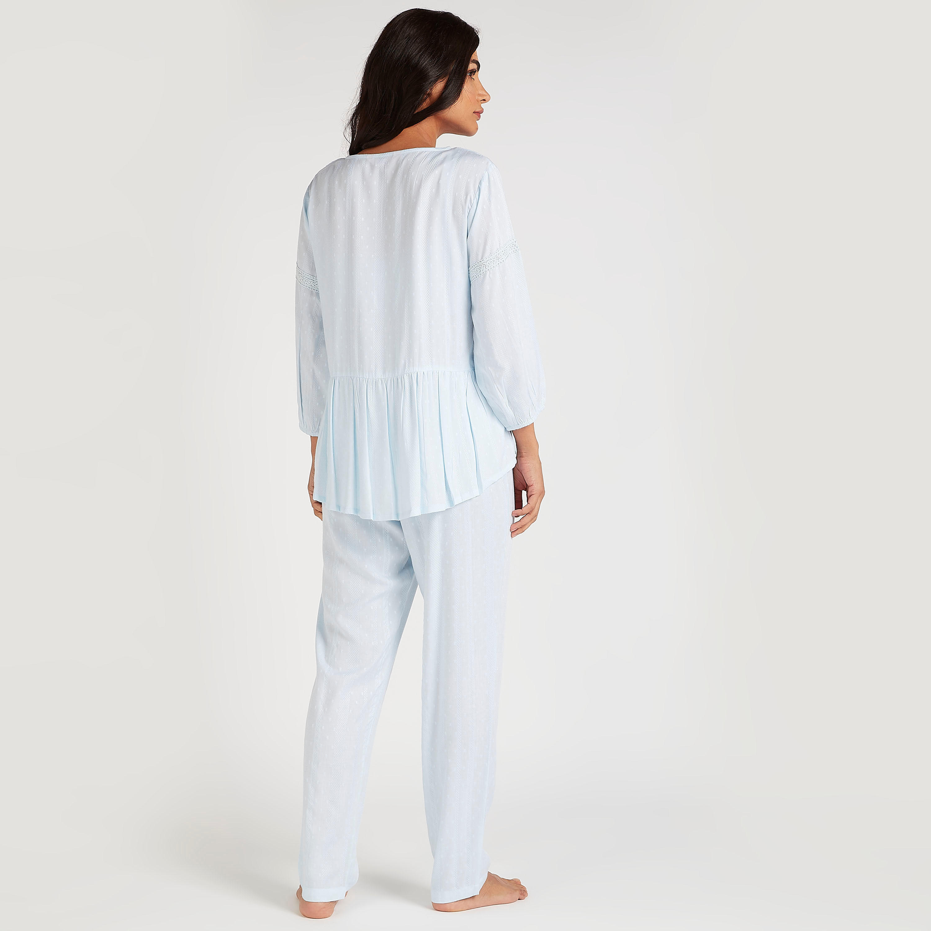 طقم بنطلون بيجاما بطول كامل وبلوزة سادة بياقة v-women-clothing-nightwear-pyjamas-longsets-image-4