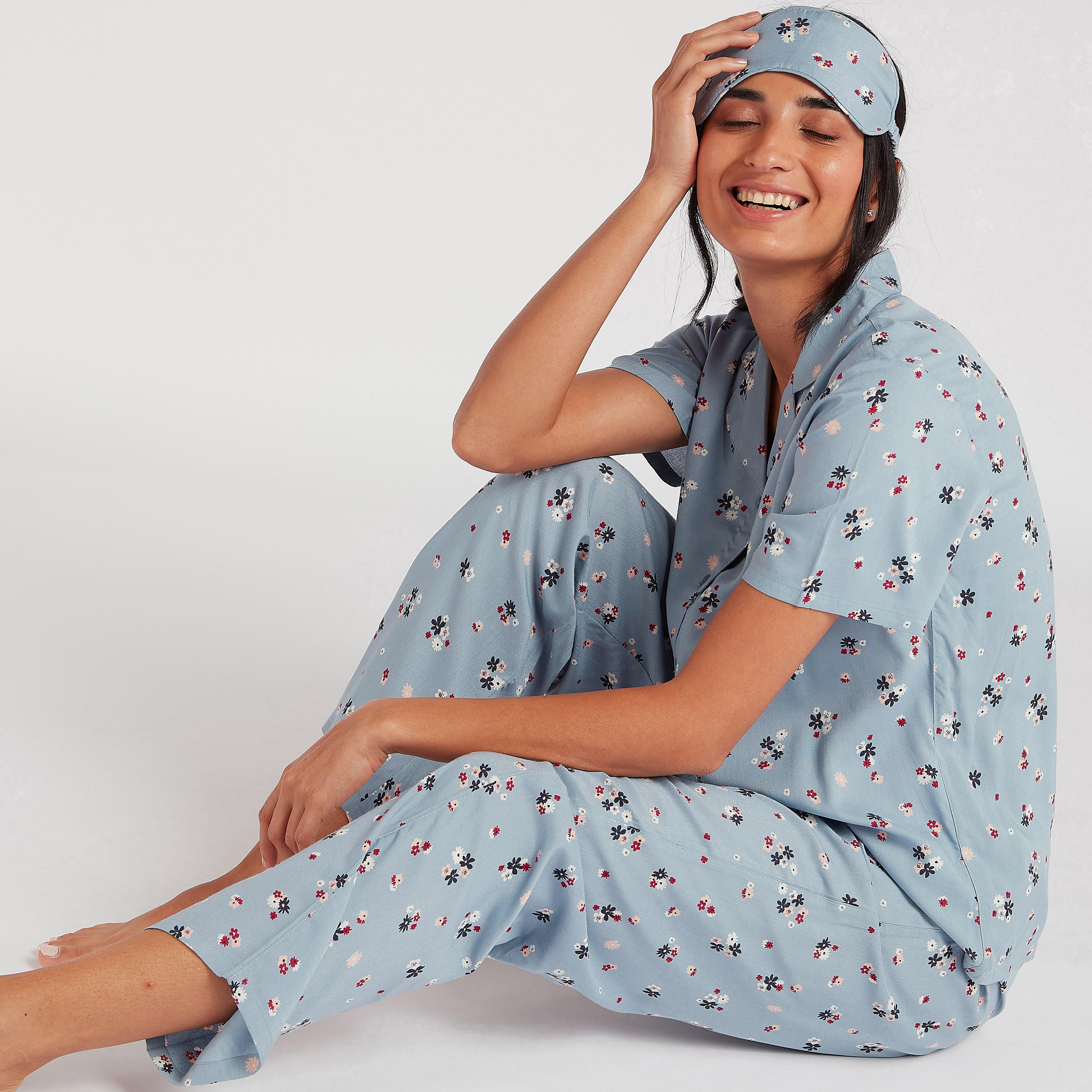 طقم بنطلون بيجاما وقميص بطبعات زهرية مع قناع عيون-women-clothing-nightwear-pyjamas-longsets-image-1