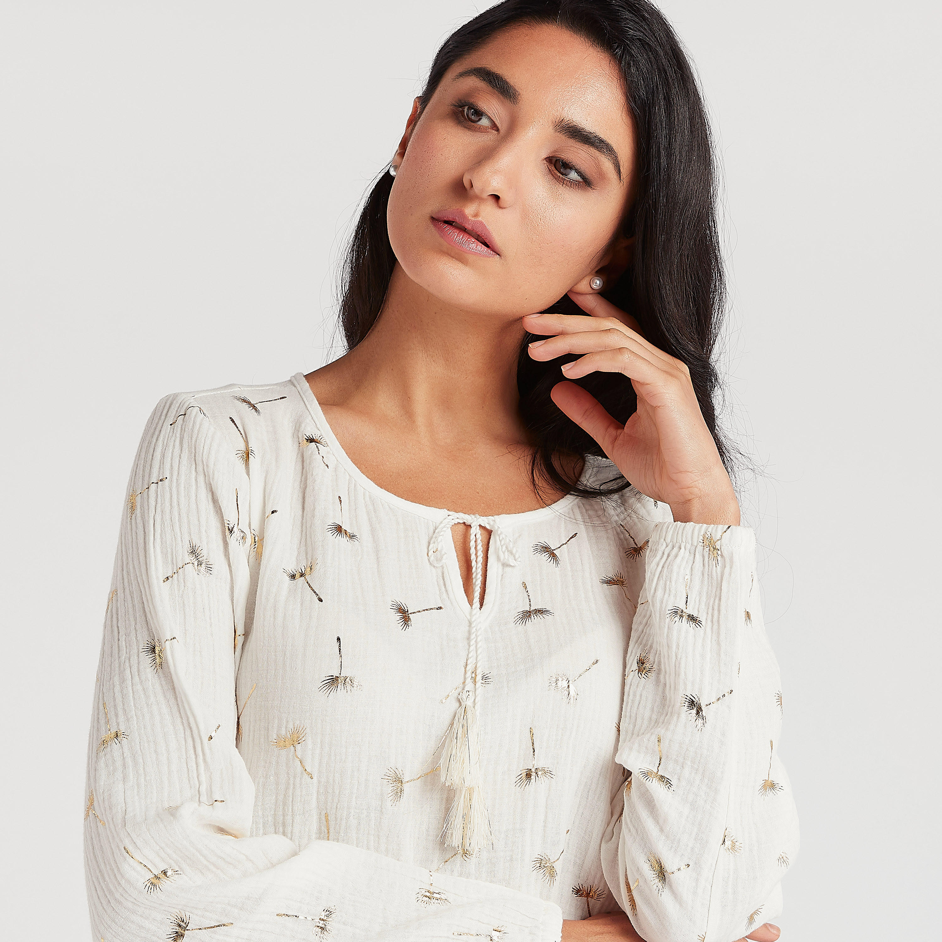 قميص نوم بياقة بأربطة وأكمام طويلة وطبعات-women-clothing-nightwear-nighties-image-3
