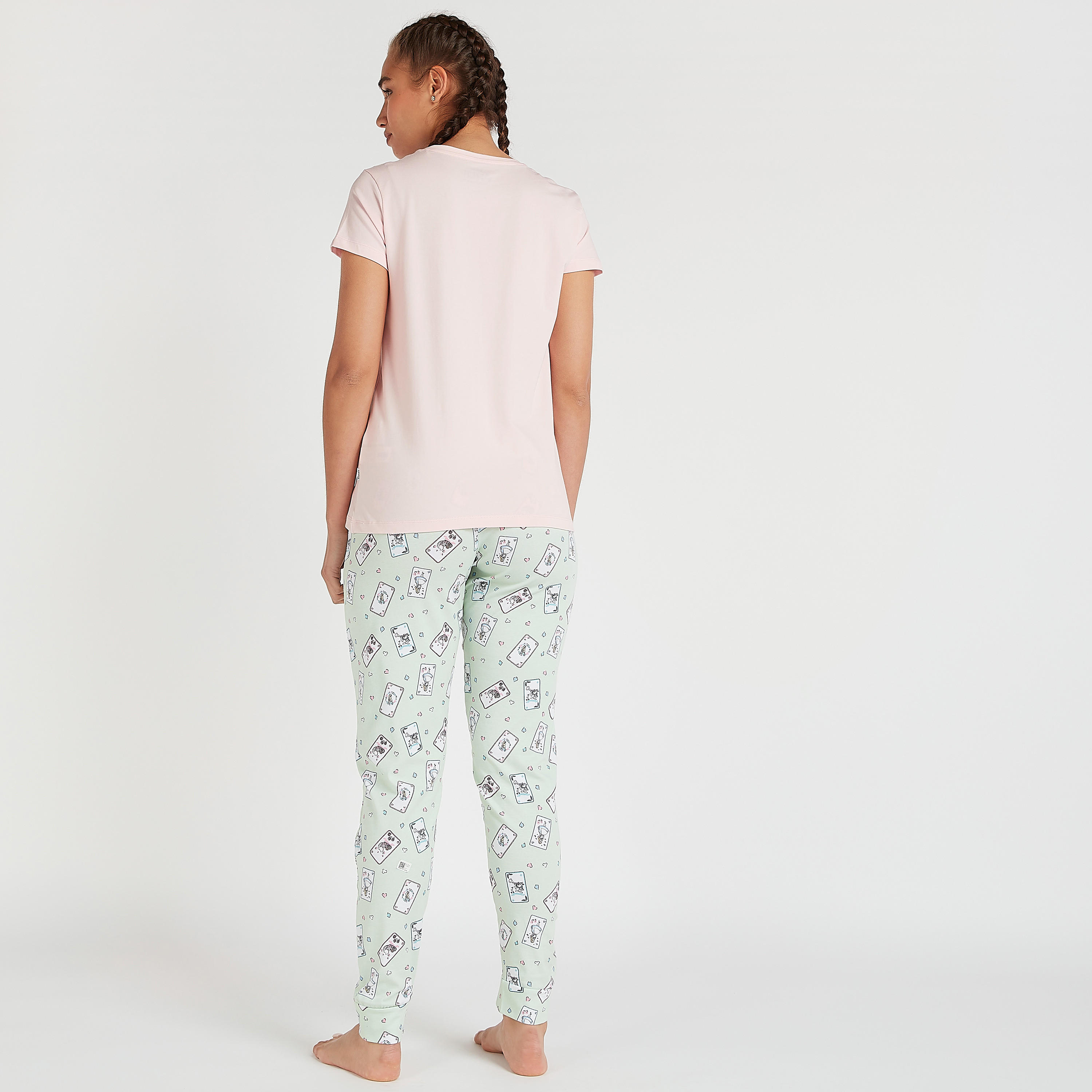 طقم من بنطلون بيجاما طويل وتيشيرت بياقة مستديرة وطبعات-women-clothing-nightwear-pyjamas-longsets-image-3