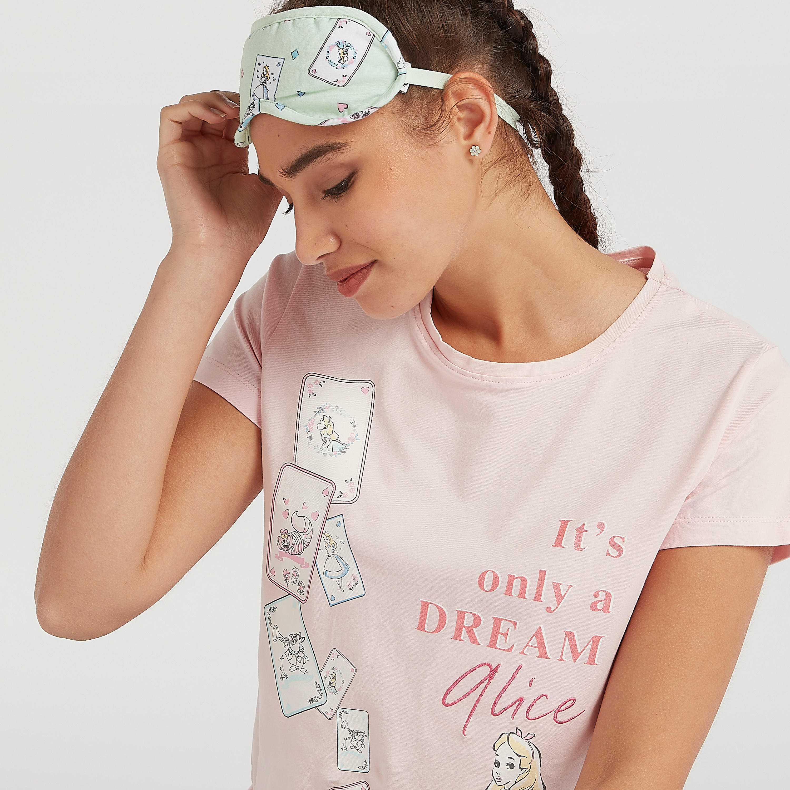 طقم من بنطلون بيجاما طويل وتيشيرت بياقة مستديرة وطبعات-women-clothing-nightwear-pyjamas-longsets-image-2