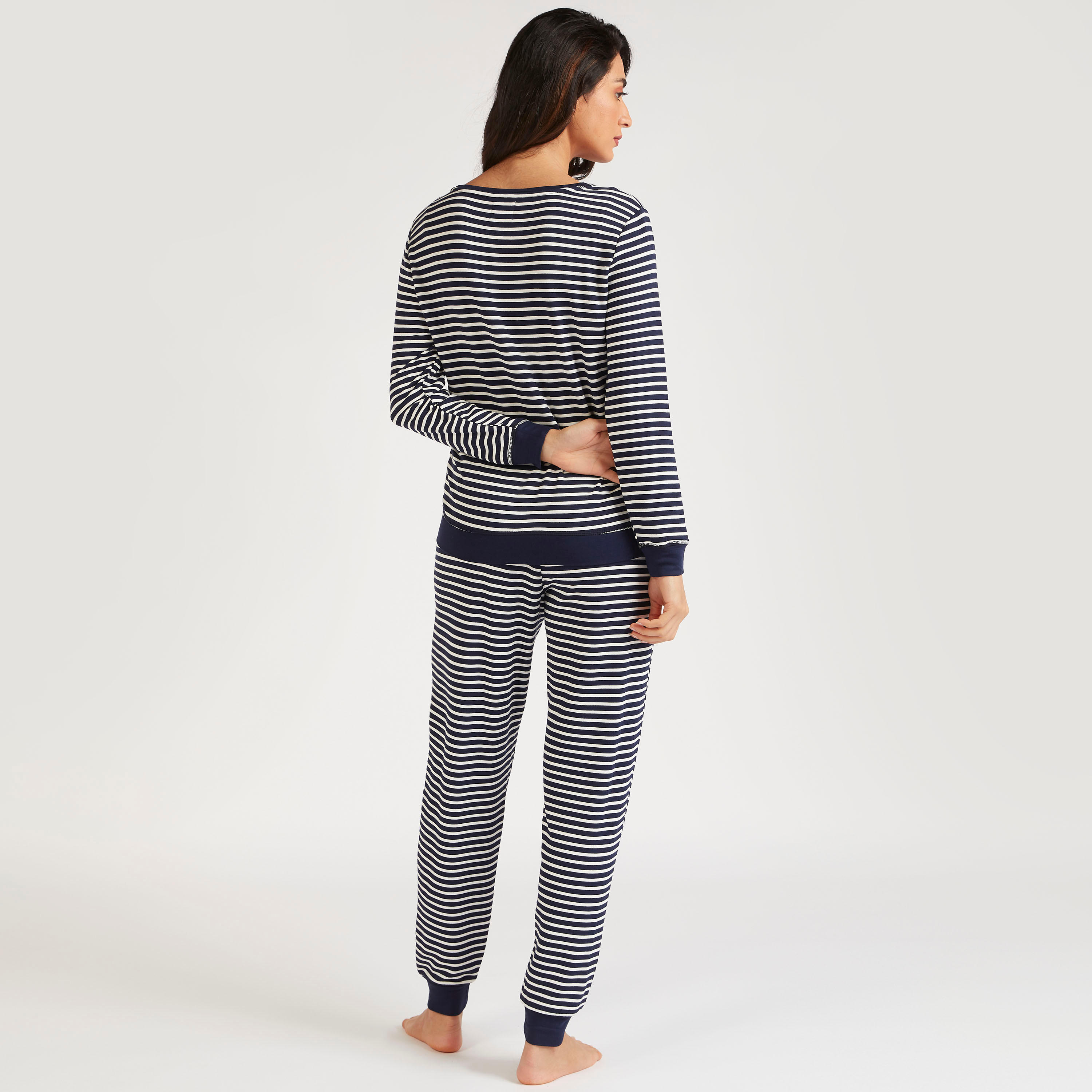 طقم بنطلون بيجاما وقميص مخطط بياقة ضيّقة-women-clothing-nightwear-pyjamas-longsets-image-3