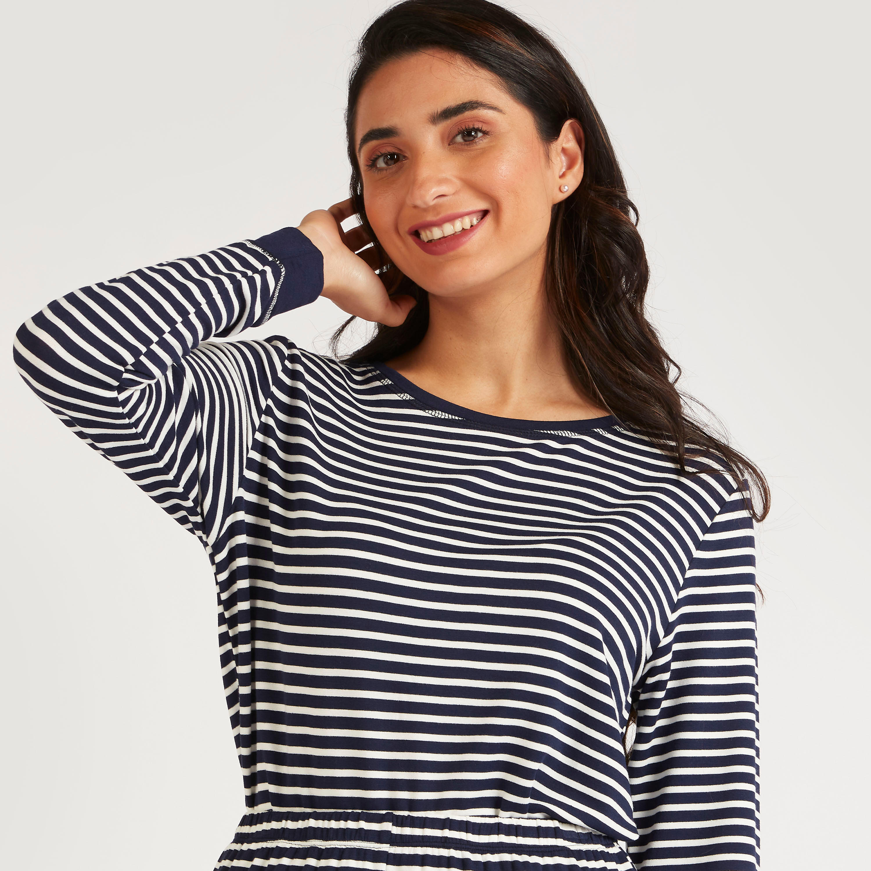 طقم بنطلون بيجاما وقميص مخطط بياقة ضيّقة-women-clothing-nightwear-pyjamas-longsets-image-5