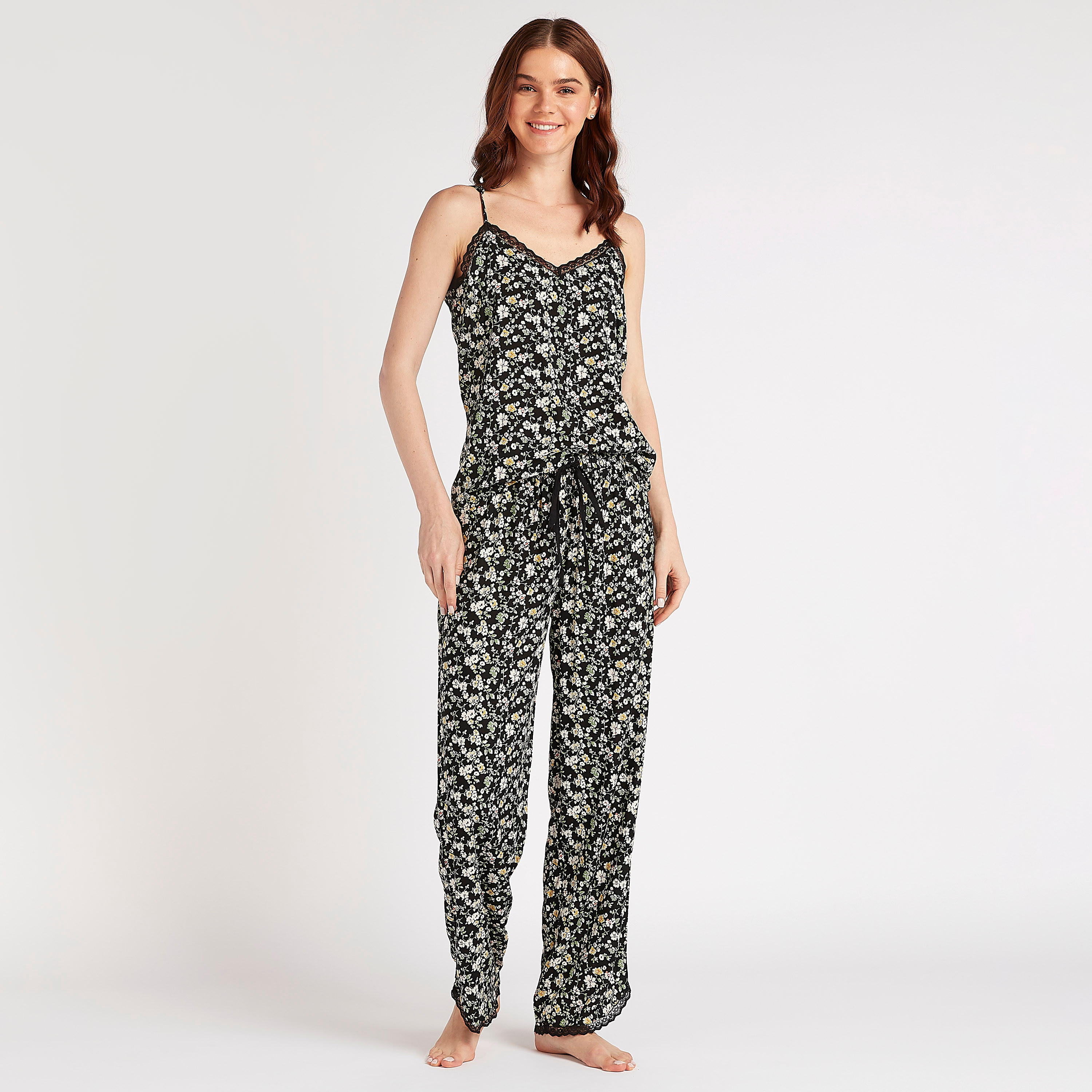 بلوزة كامي بياقة V وطبعات أزهار-women-clothing-nightwear-pyjamas-tops-image-3