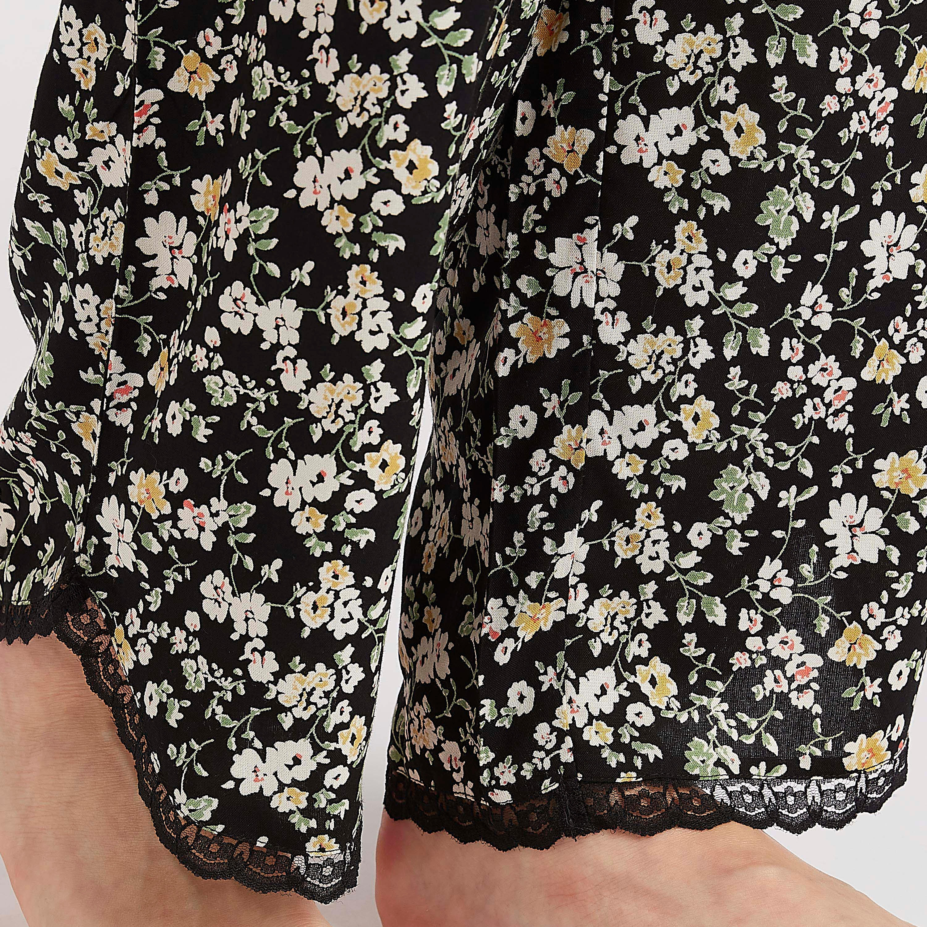 بنطلون بيجاما برباط إغلاق وطبعات زهرية-women-clothing-nightwear-pyjamas-bottoms-image-3