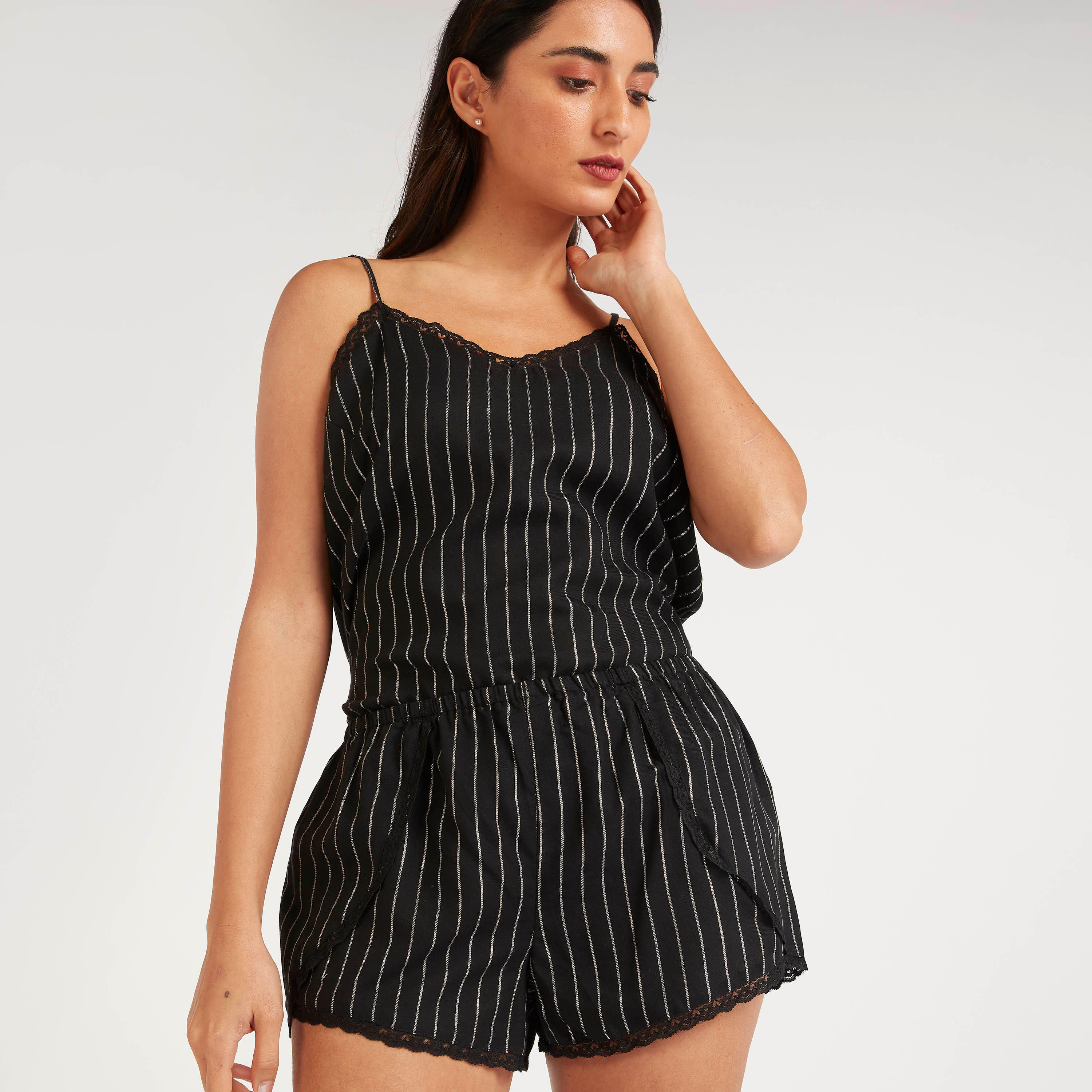 شورت مقلّم بخصر مطّاطي-women-clothing-nightwear-pyjamas-bottoms-image-4