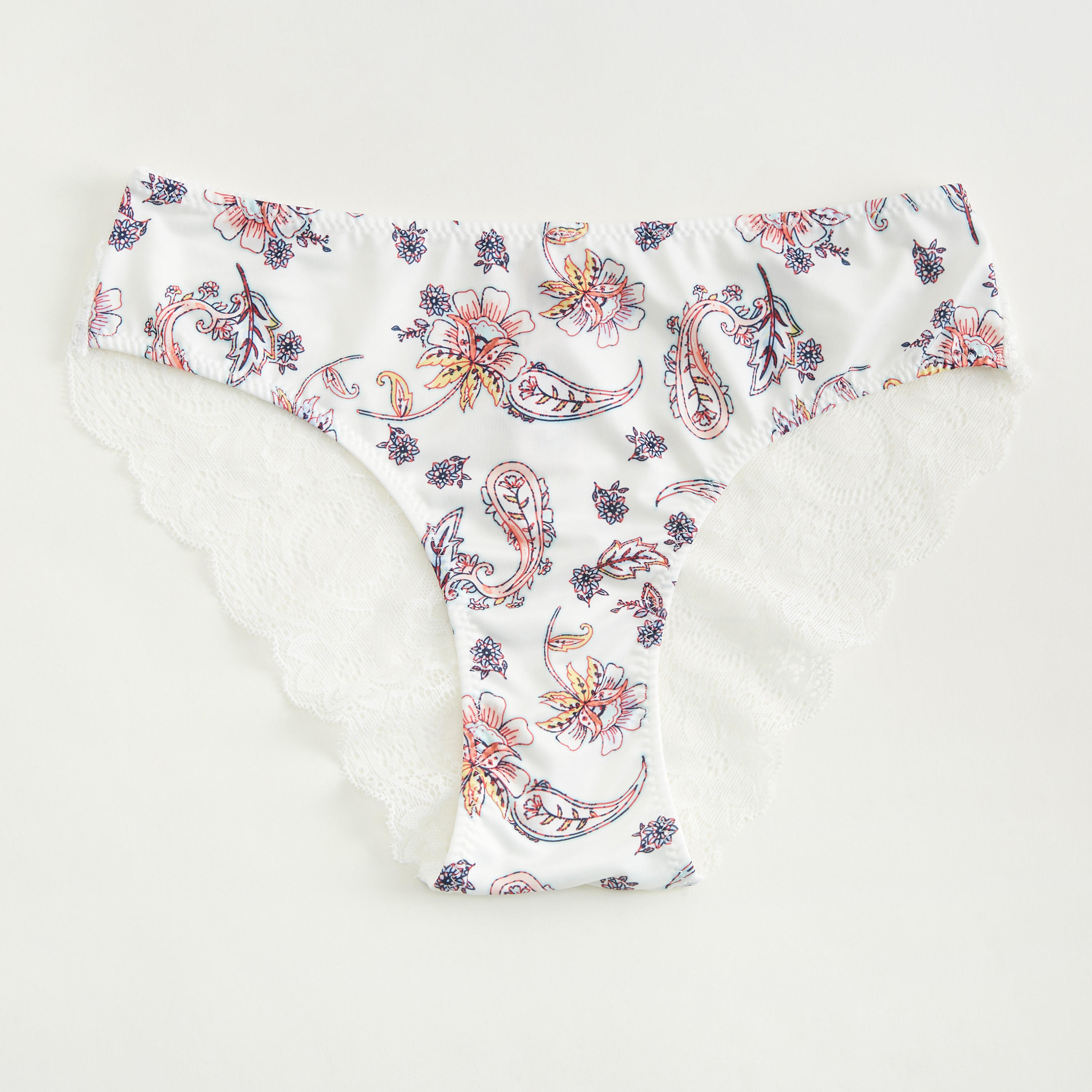 سراويل هيبستر داخلية بطبعات بيزلي وتفاصيل دانتيل-women-clothing-lingerie-panties-image-1