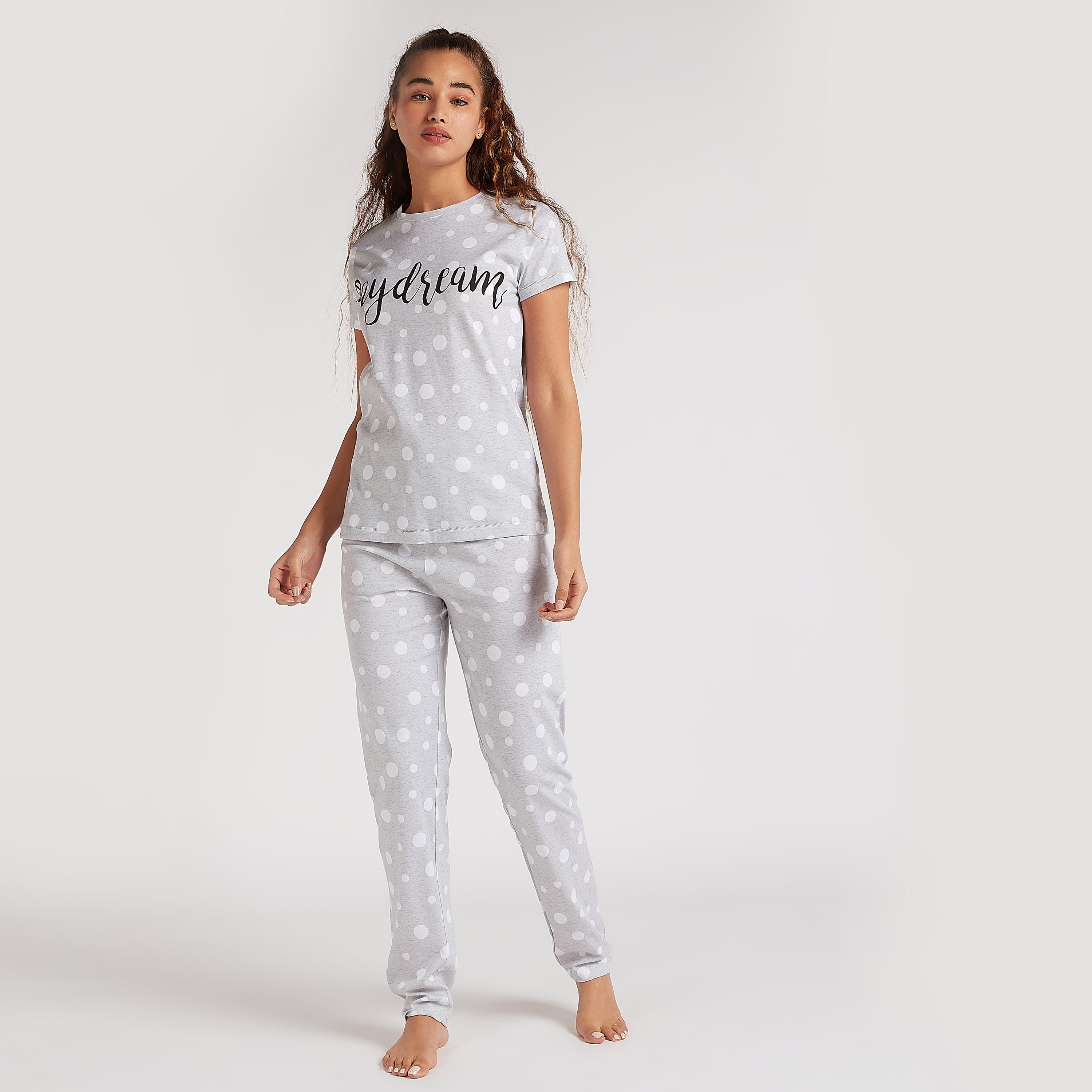 طقم بنطلون بيجاما وتيشيرت منقط بياقة ضيقة-women-clothing-nightwear-pyjamas-longsets-image-3
