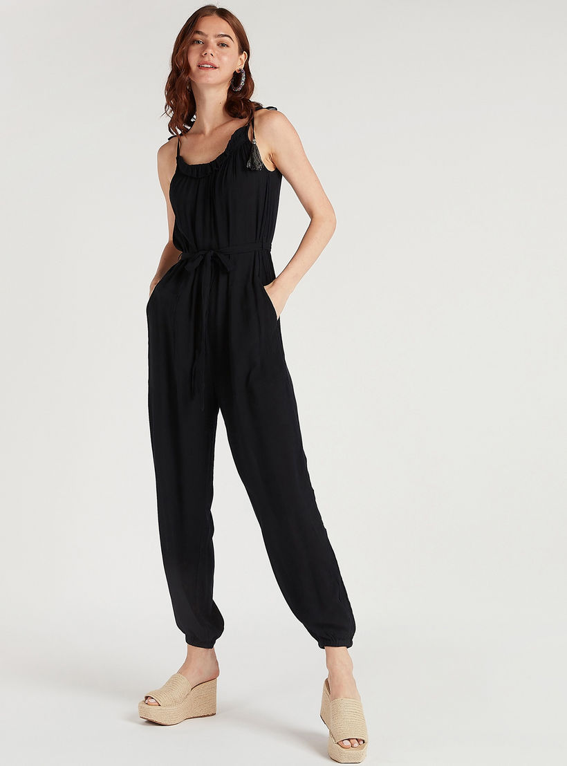 جمبسوت للبحر سادة بأربطة وجيوب-women-clothing-swimandbeach-beachwear-image-5