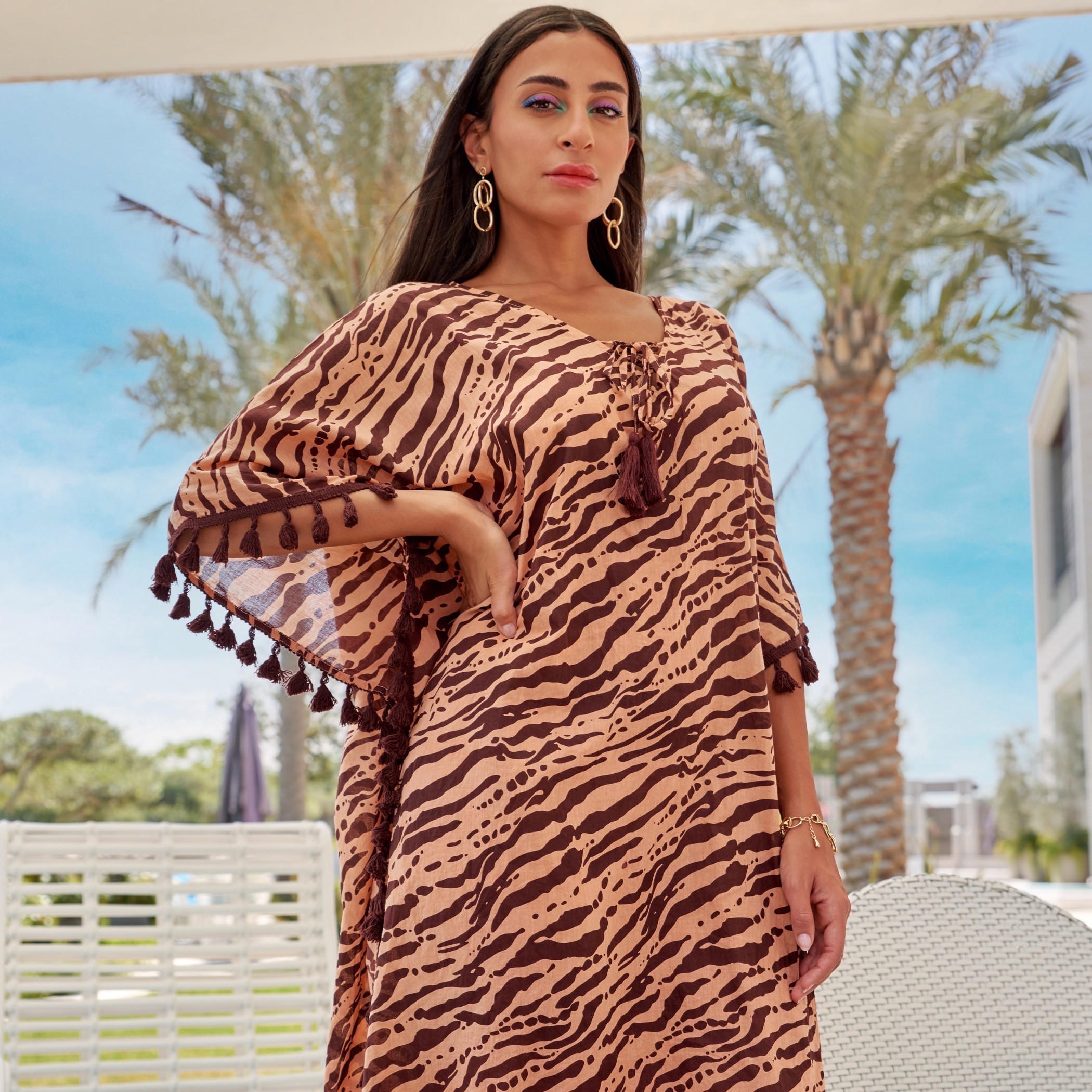 فستان بطبعات حيوانات ودانتيل شرّابات من بيتش وير-women-clothing-swimandbeach-beachwear-image-1
