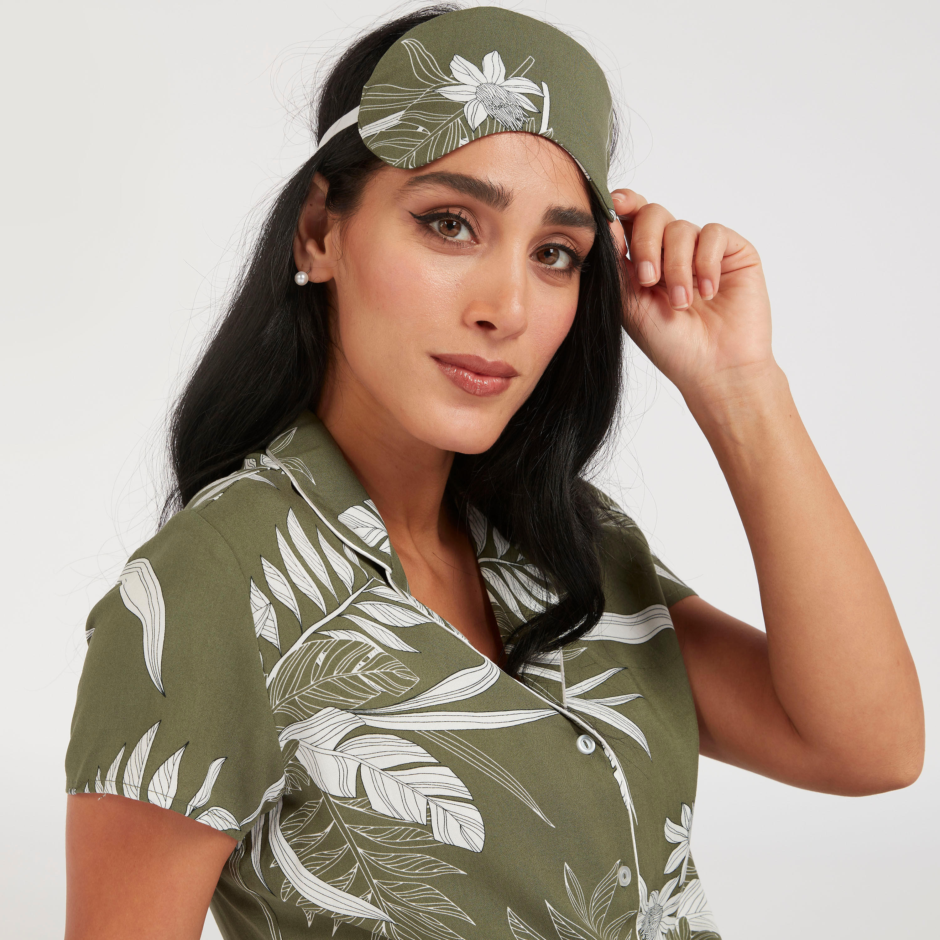 طقم بنطلون بيجاما طويل وقميص بطبعات وقناع عيون-women-clothing-nightwear-pyjamas-longsets-image-4